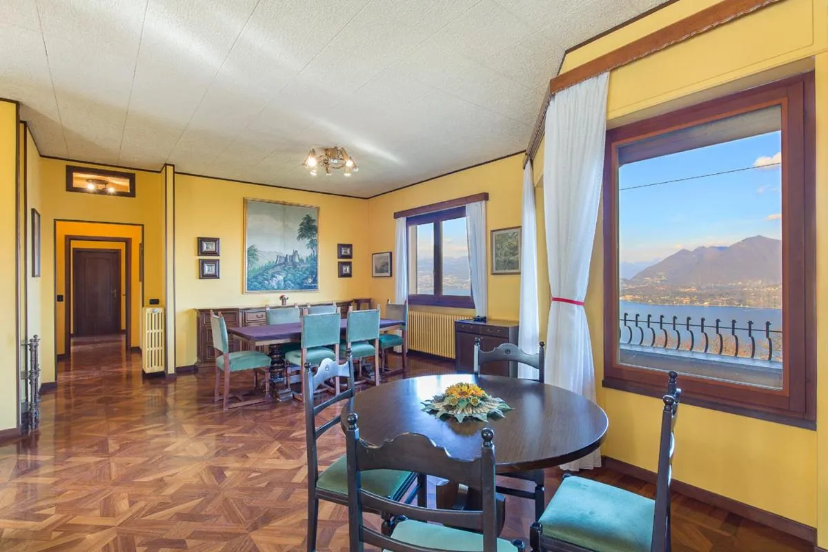 Mountain view in Villa Caterina by Impero House