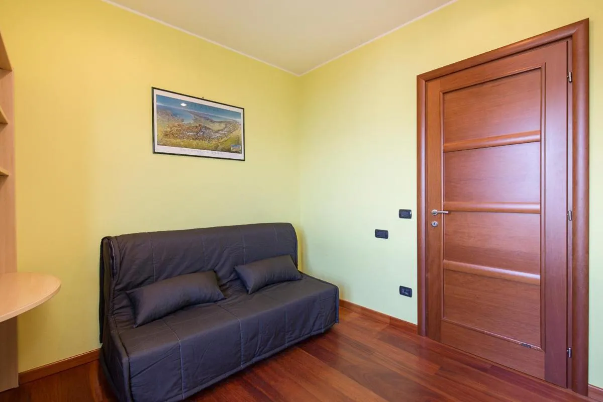 Living room in Villa Caterina by Impero House