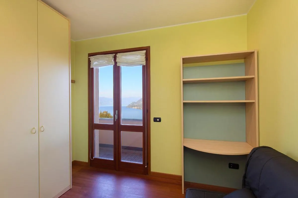Bedroom in Villa Caterina by Impero House