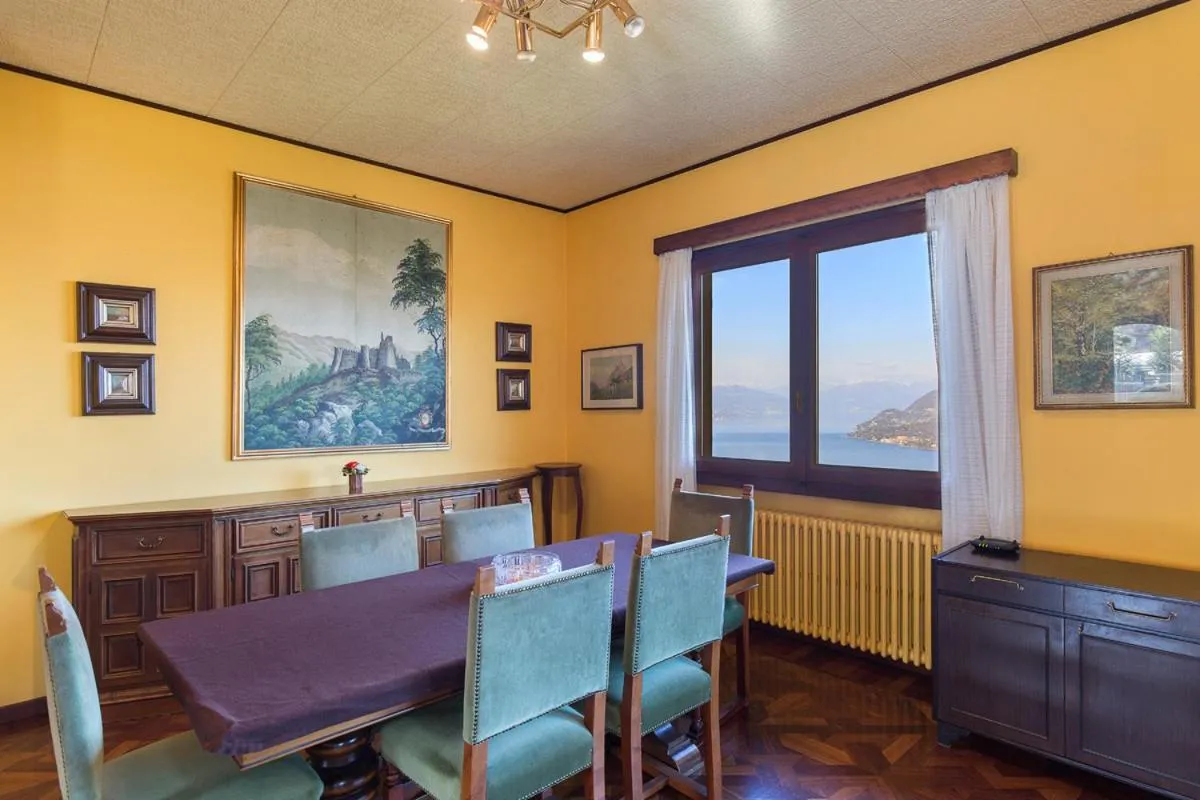 Dining area in Villa Caterina by Impero House