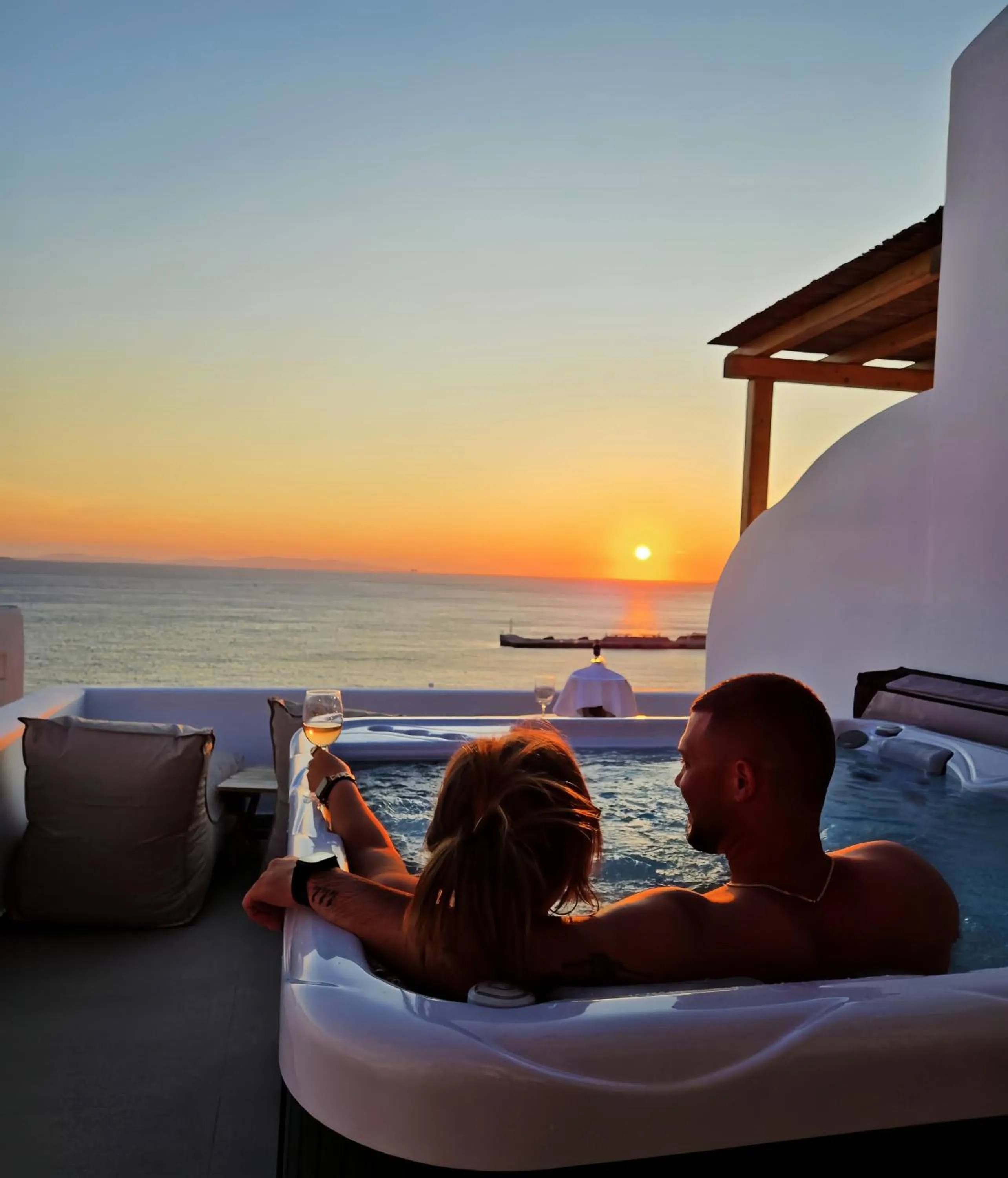 Hot Tub in Avra Mykonos