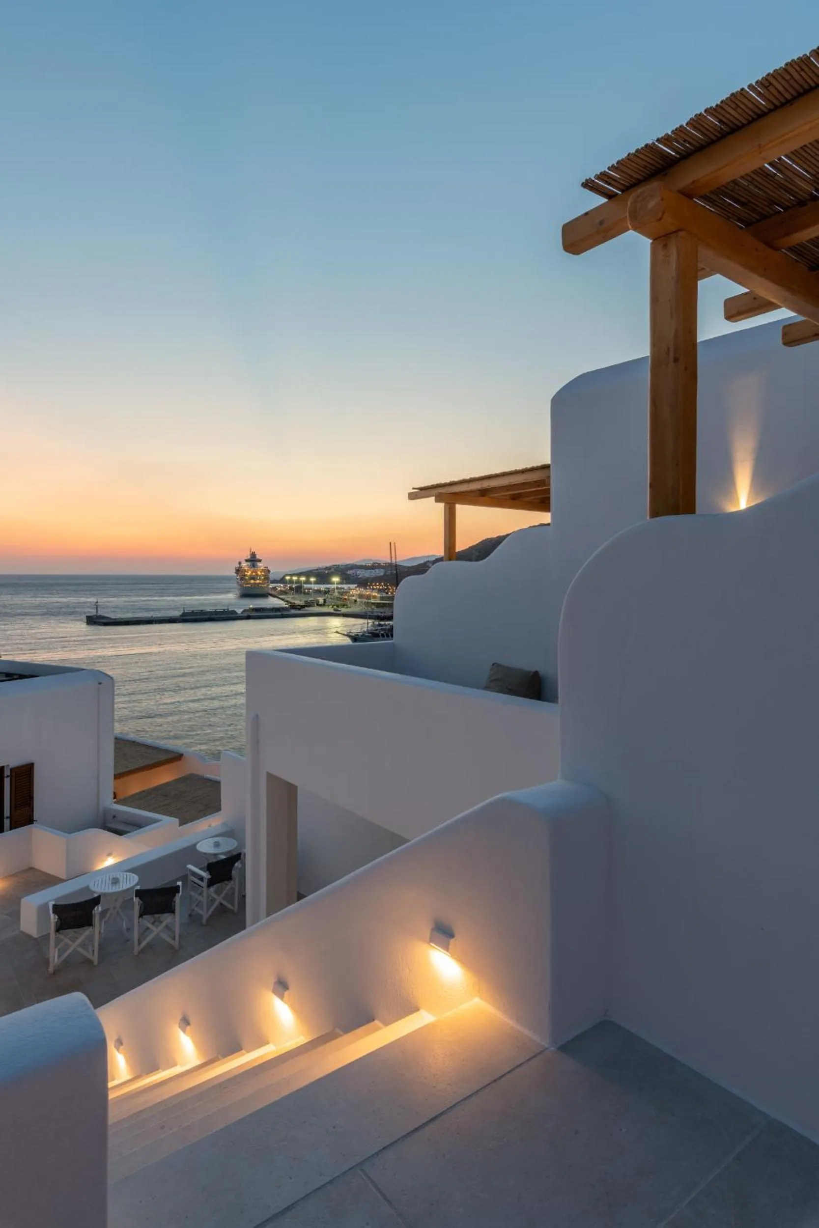 Property building in Avra Mykonos