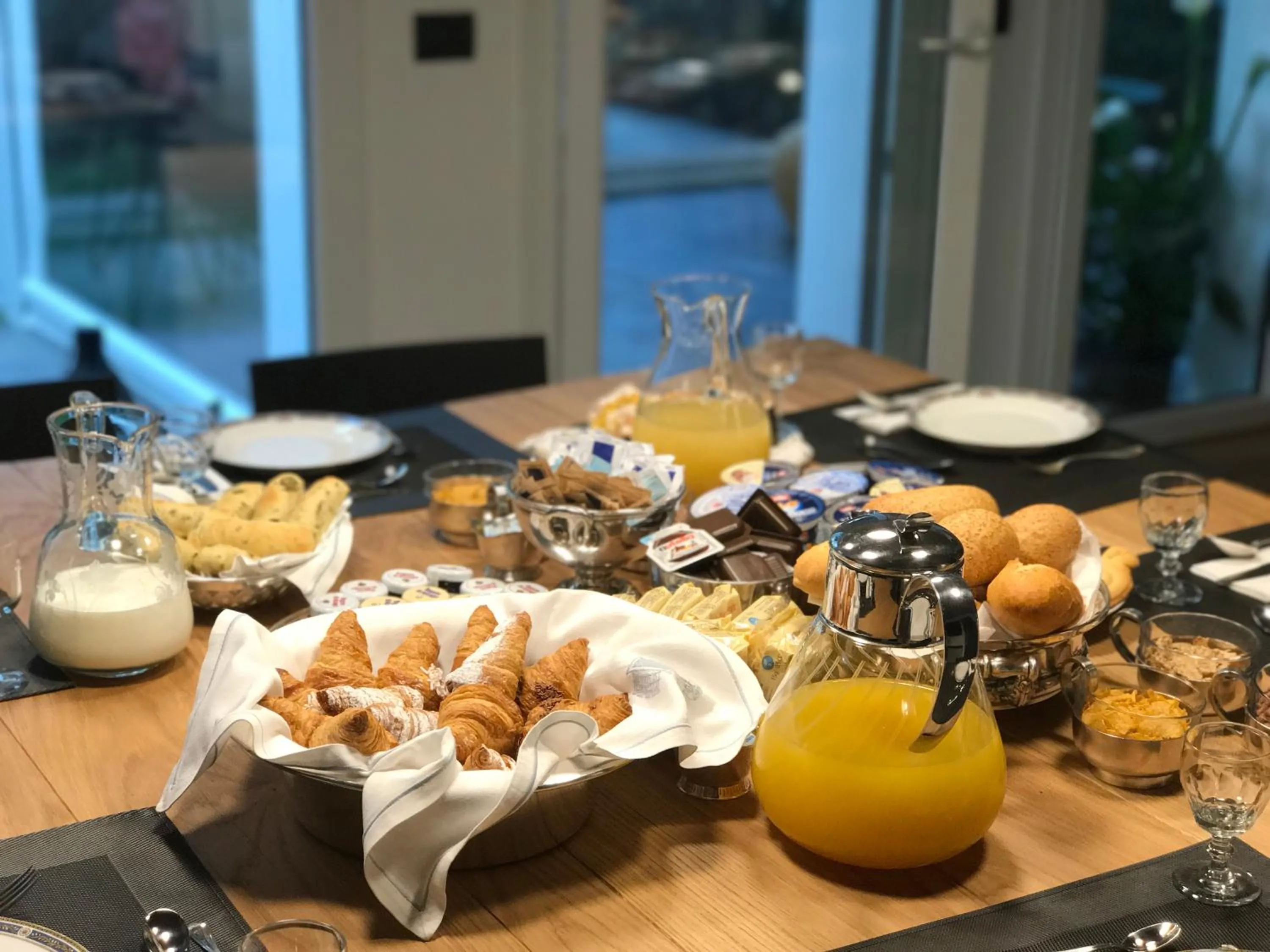 Continental breakfast in Conti Guest House