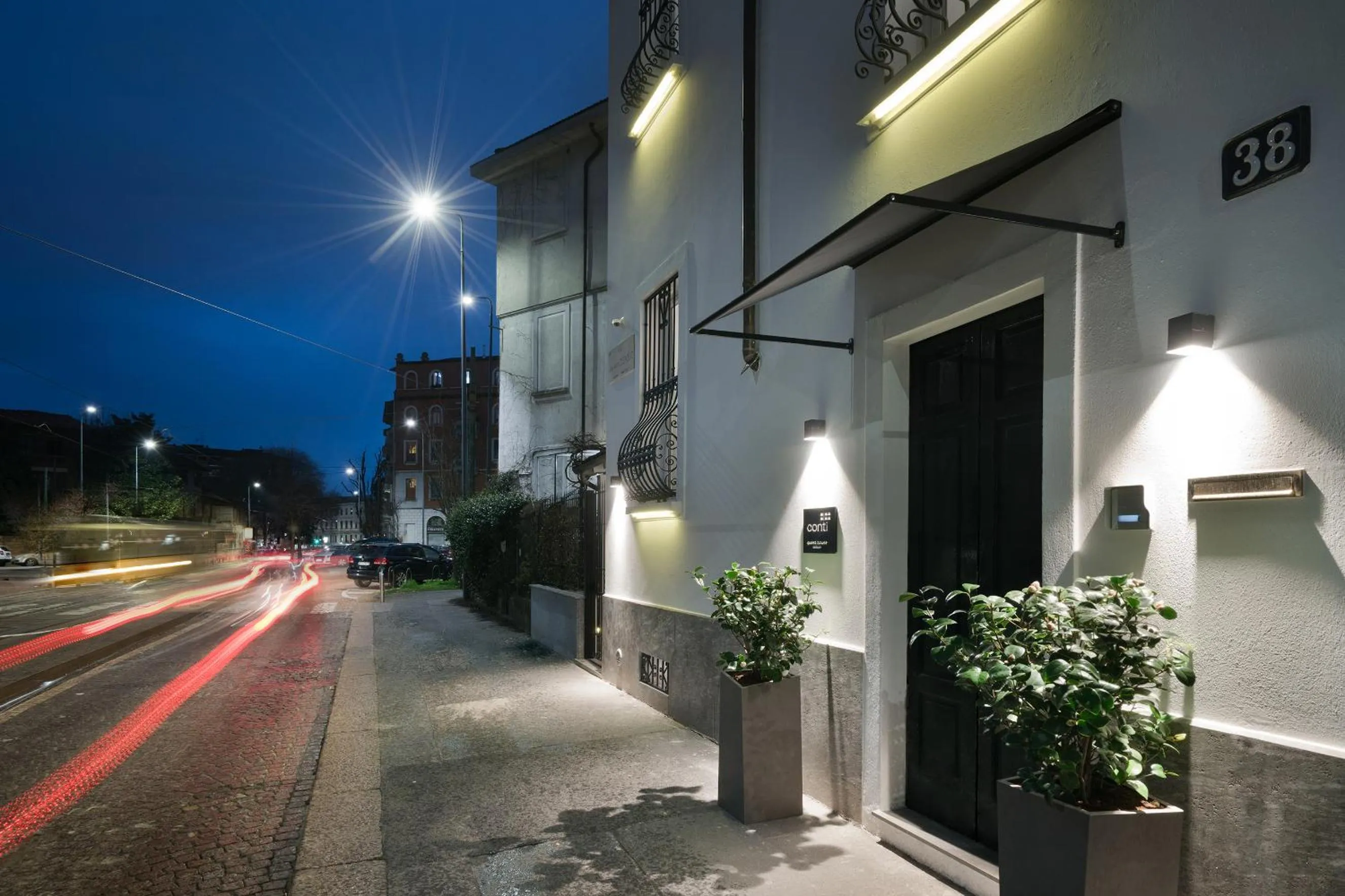 Facade/entrance in Conti Guest House
