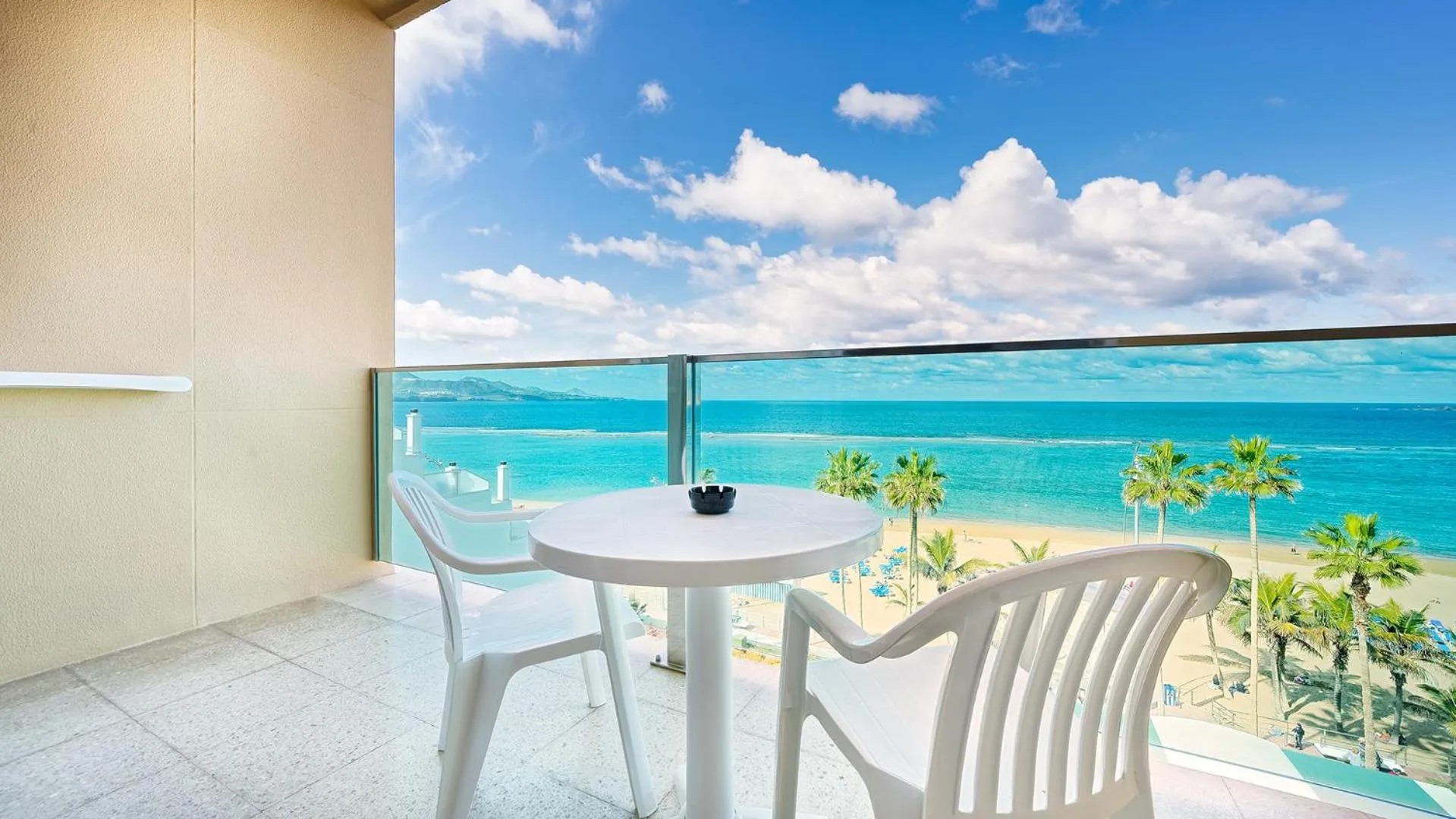 Balcony/Terrace in Bull Reina Isabel & SPA