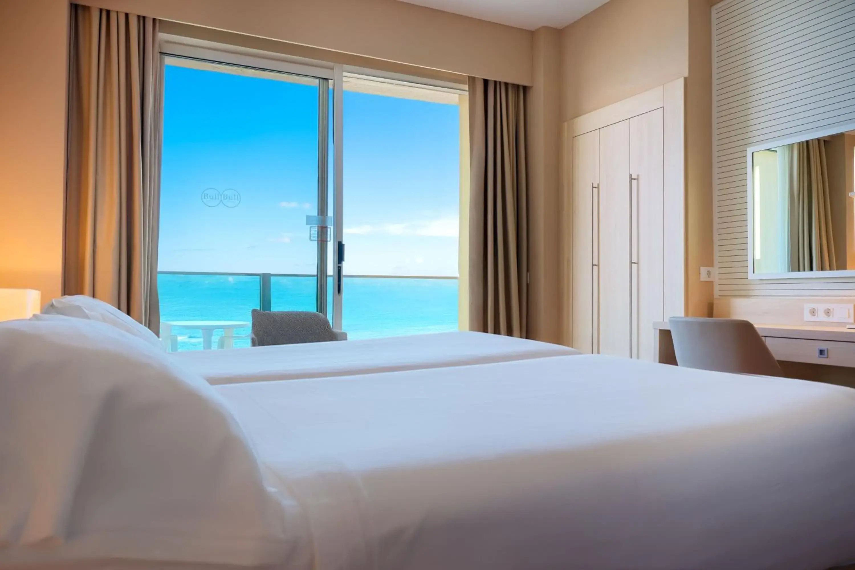 Twin Room with Sea View Spa Acces included in Bull Reina Isabel & SPA Twin Room with Sea View Spa Acces included in Bull Reina Isabel & SPA