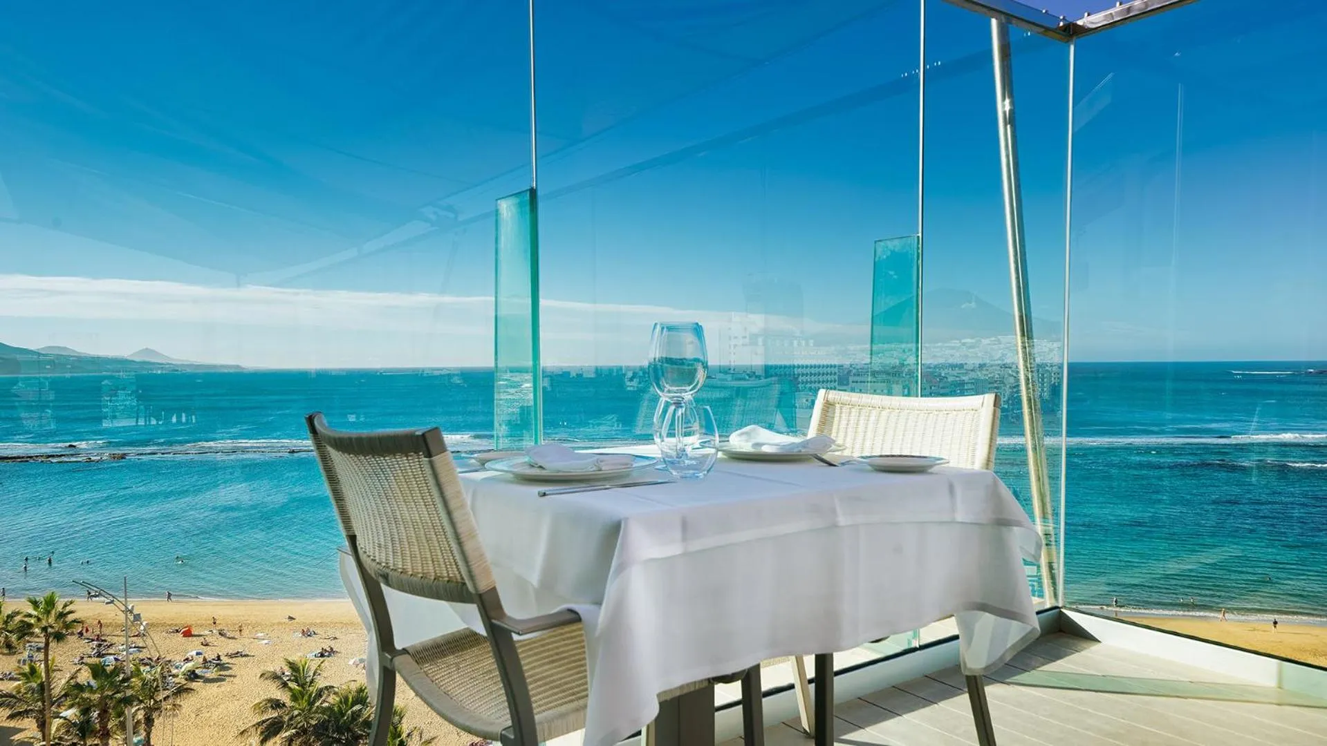 Banquet/Function facilities in Bull Reina Isabel & SPA