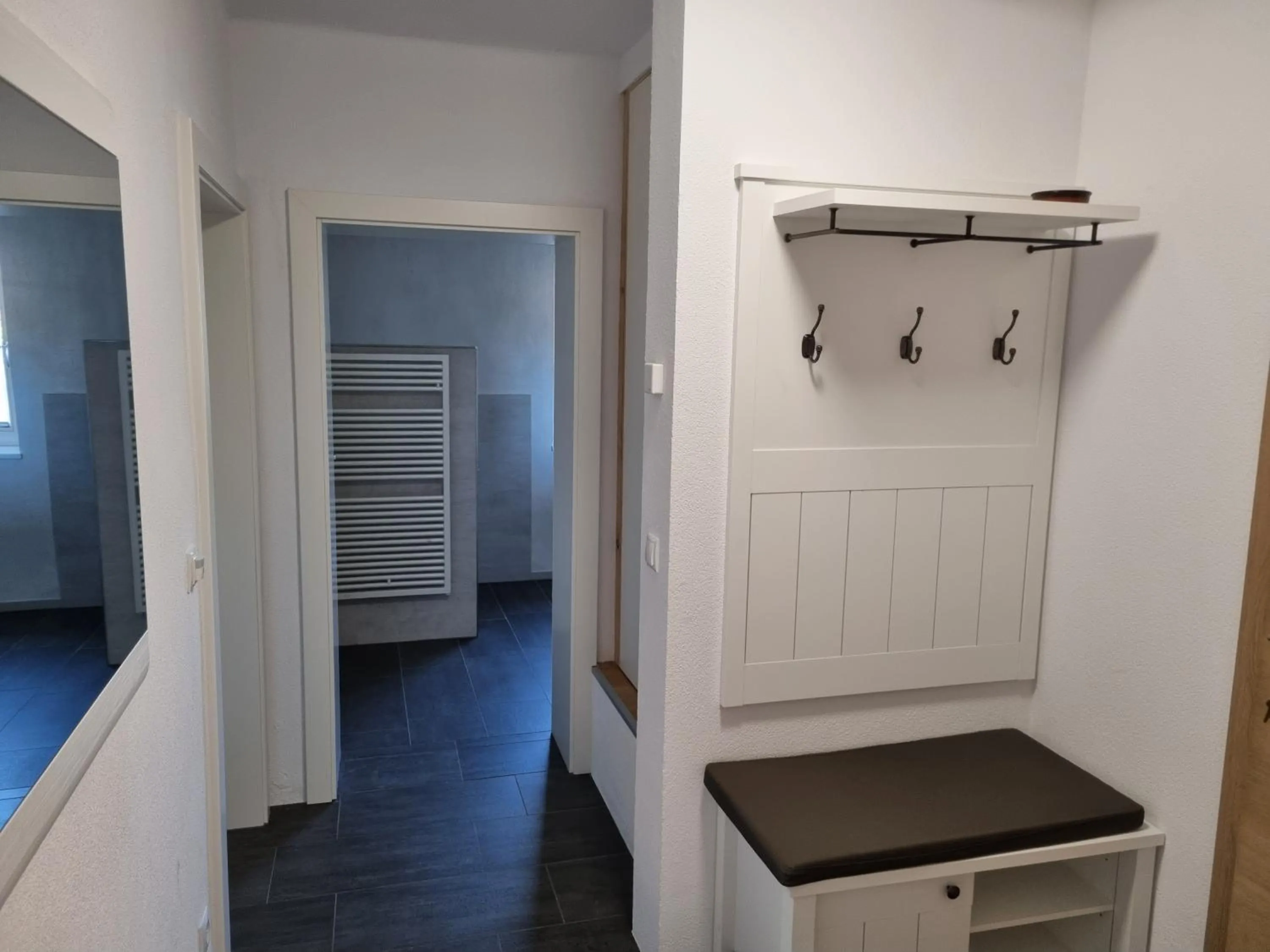 wardrobe in Appartements KALSWIRT