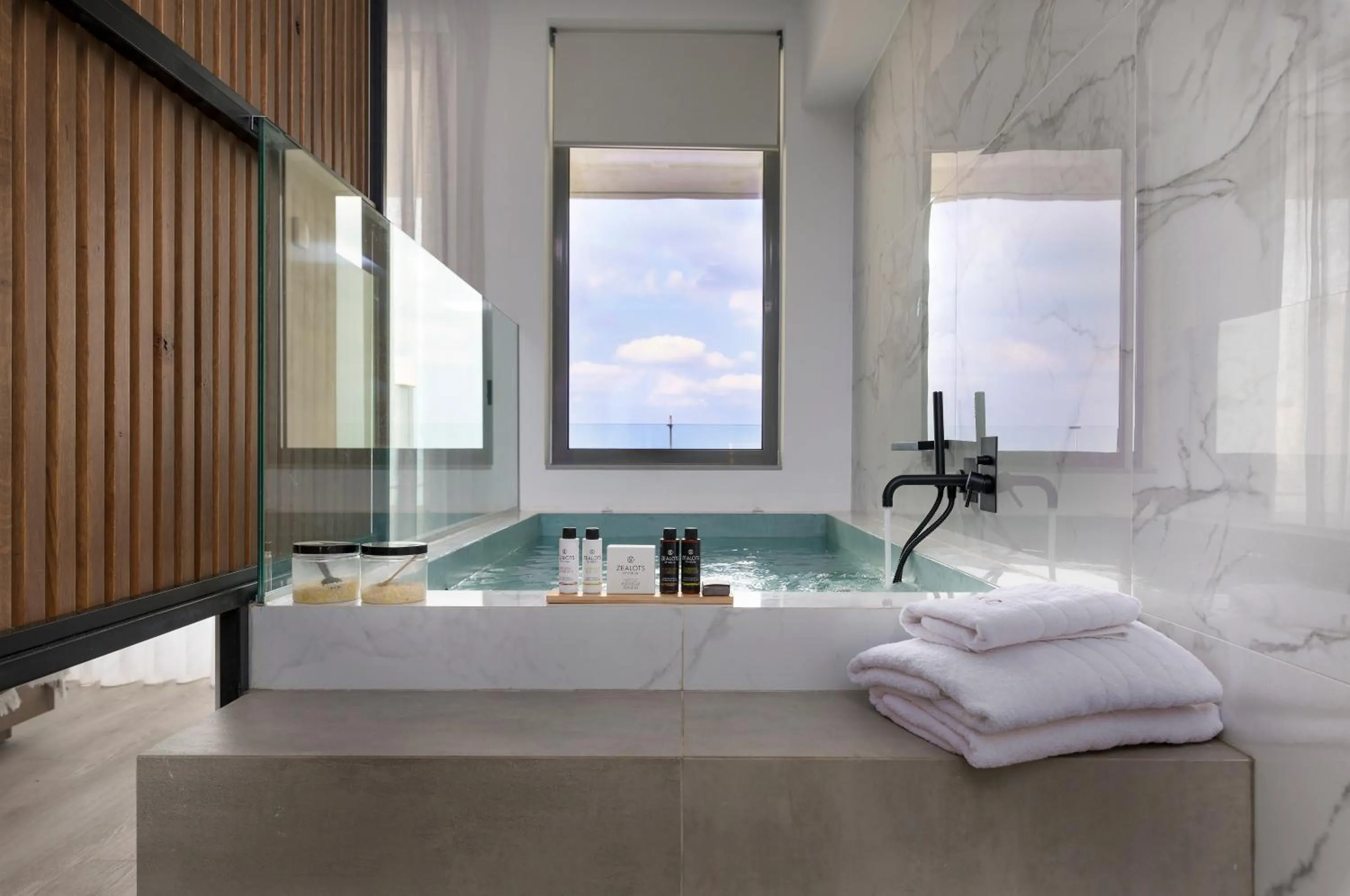 Bath in Dyo Suites