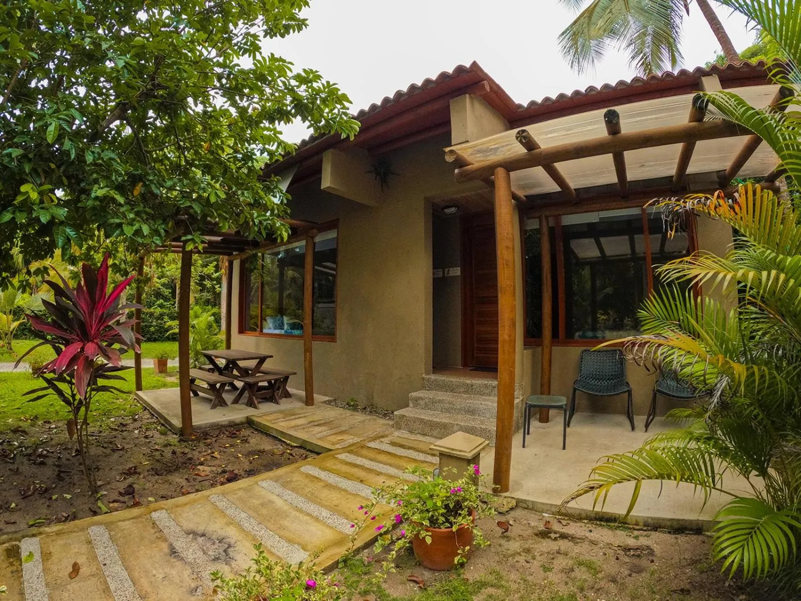 Property building in Hotel Chiniu