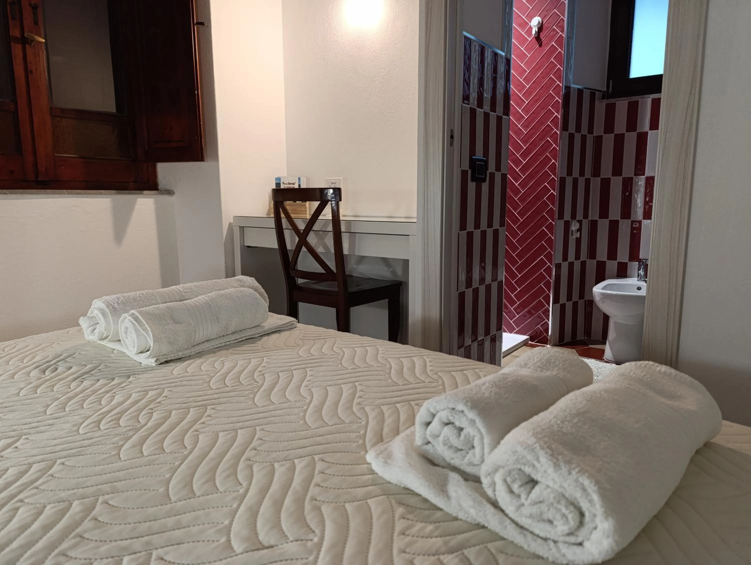 Bedroom, Bed in Zia Chiarina