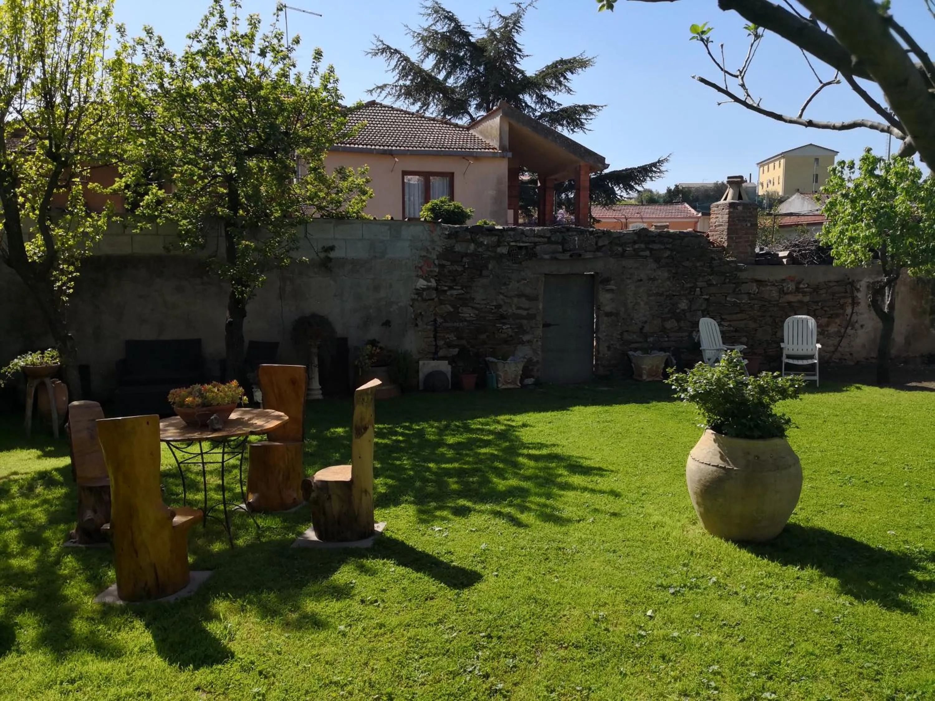 Property building in Zia Chiarina