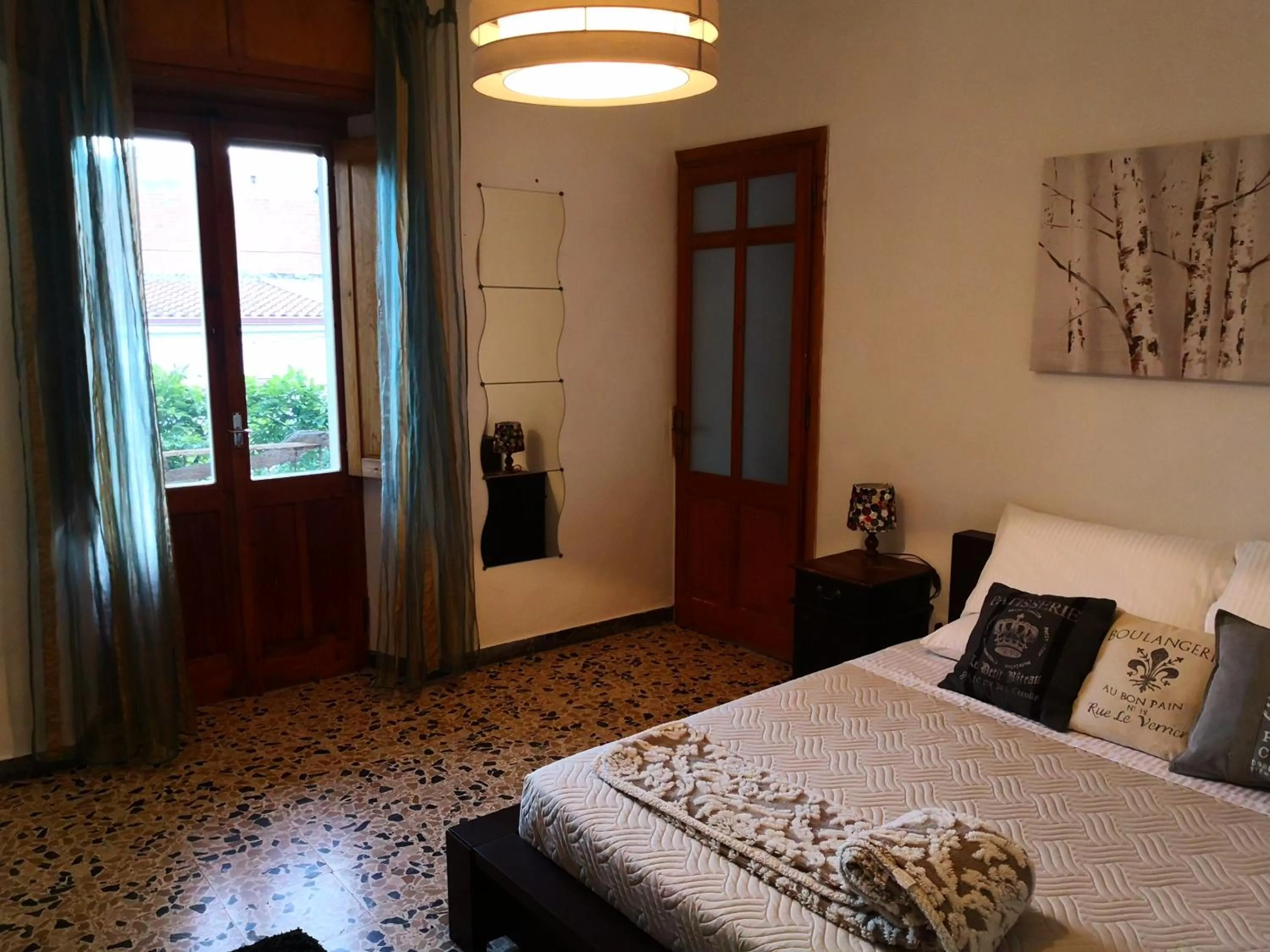 Photo of the whole room, Bed in Zia Chiarina