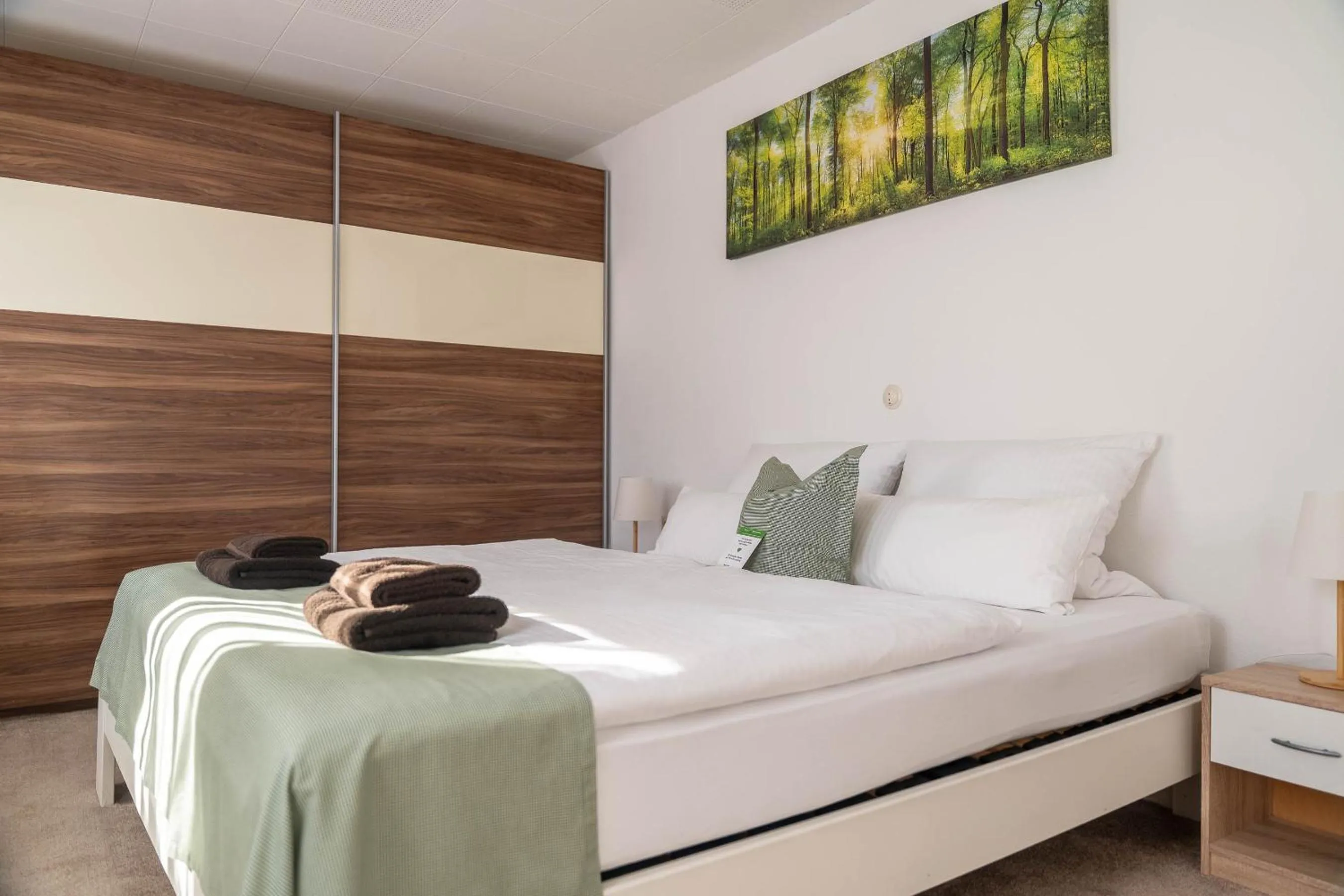 Bed in Hotel & Restaurant Zum Reussenstein