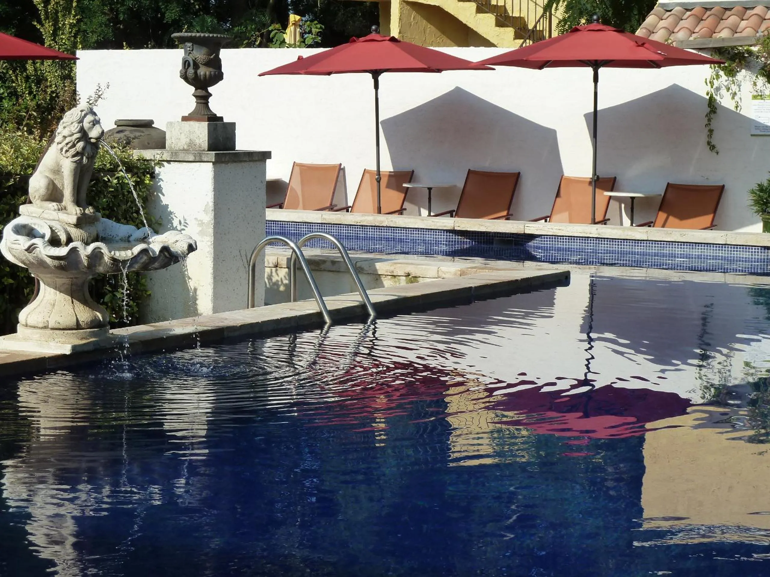 Swimming pool in Mas de la Chapelle