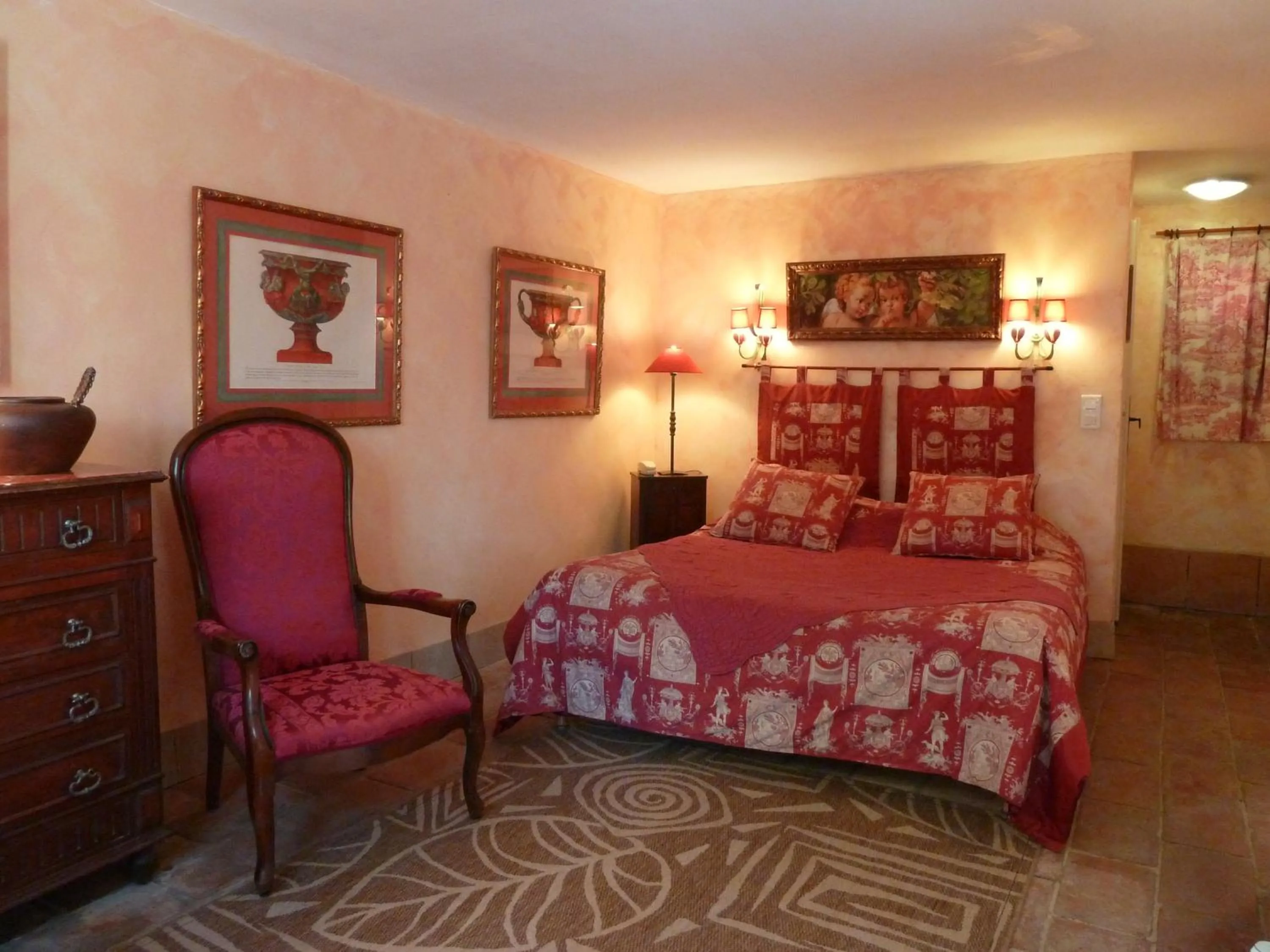 Bed in Mas de la Chapelle