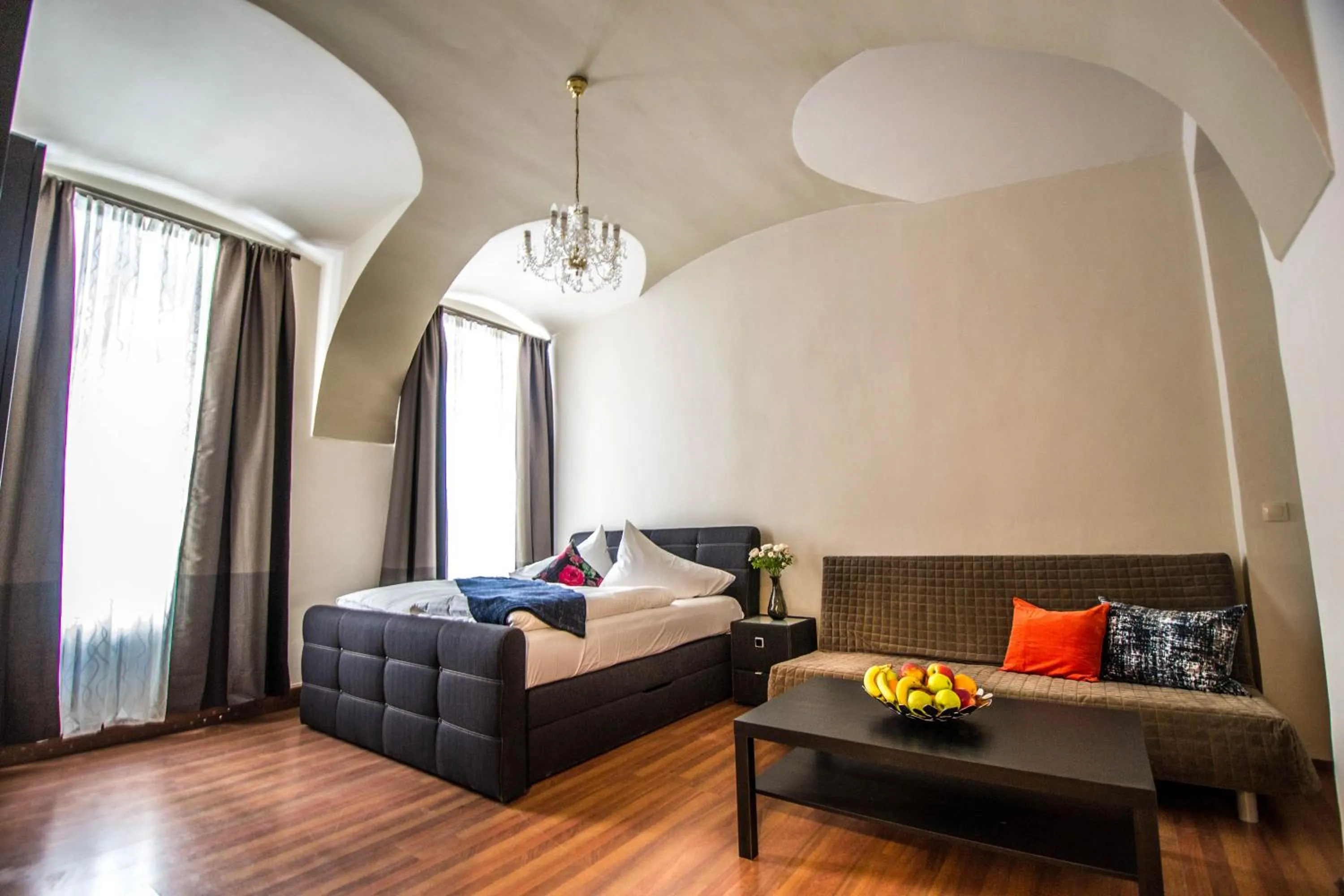 Bedroom in 4BDR Historical Spirit Apt by Ruterra