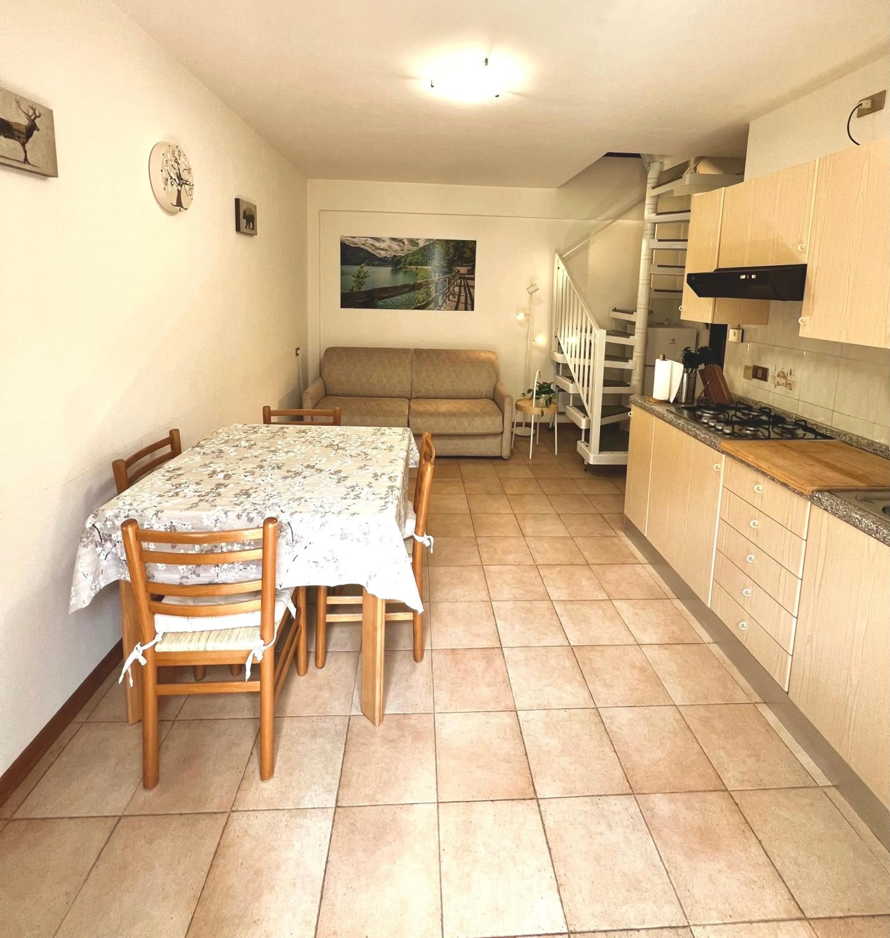 Dining area in CROSINA HOLIDAY - Casa Lucia