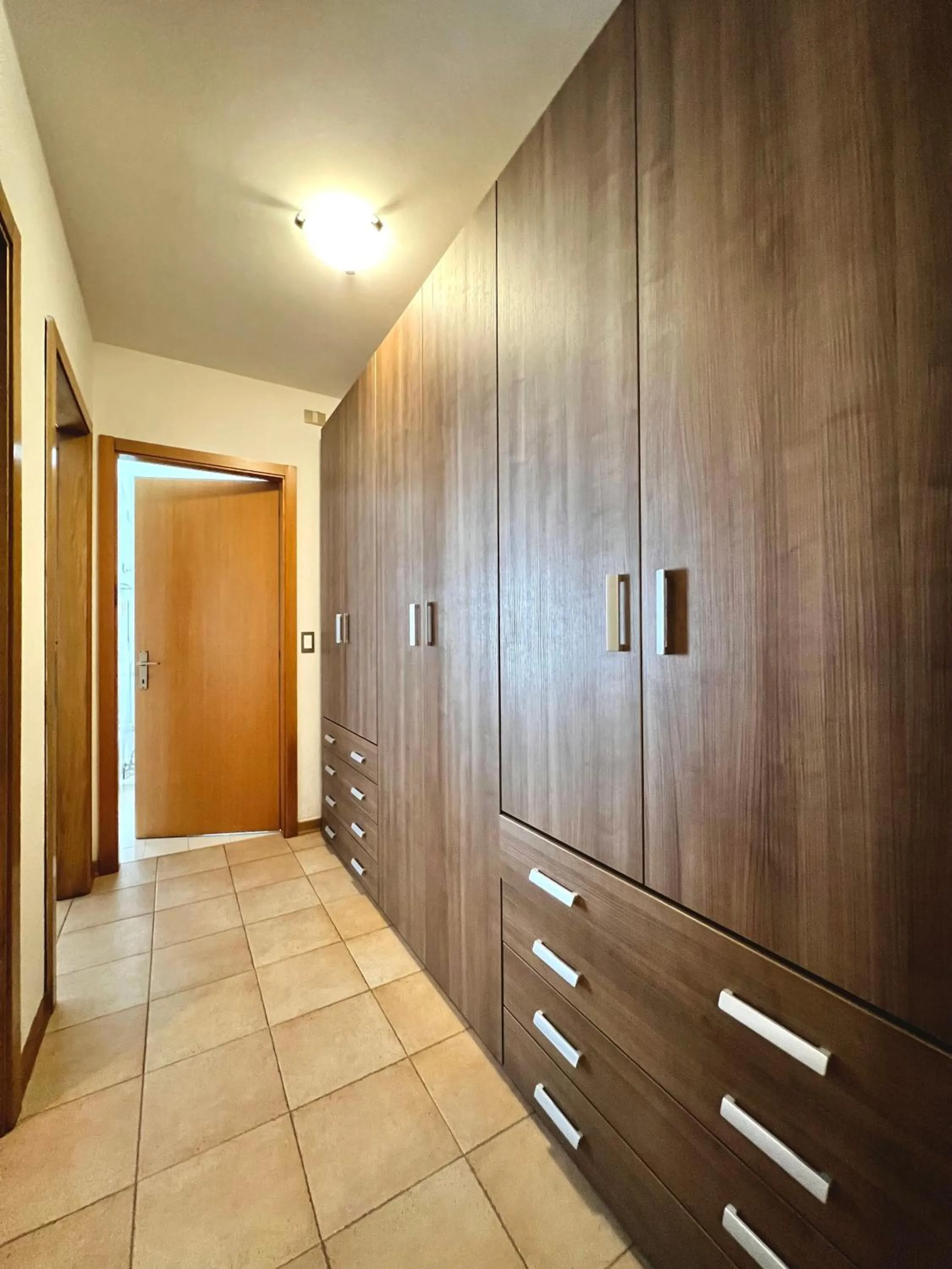 wardrobe in CROSINA HOLIDAY - Casa Lucia