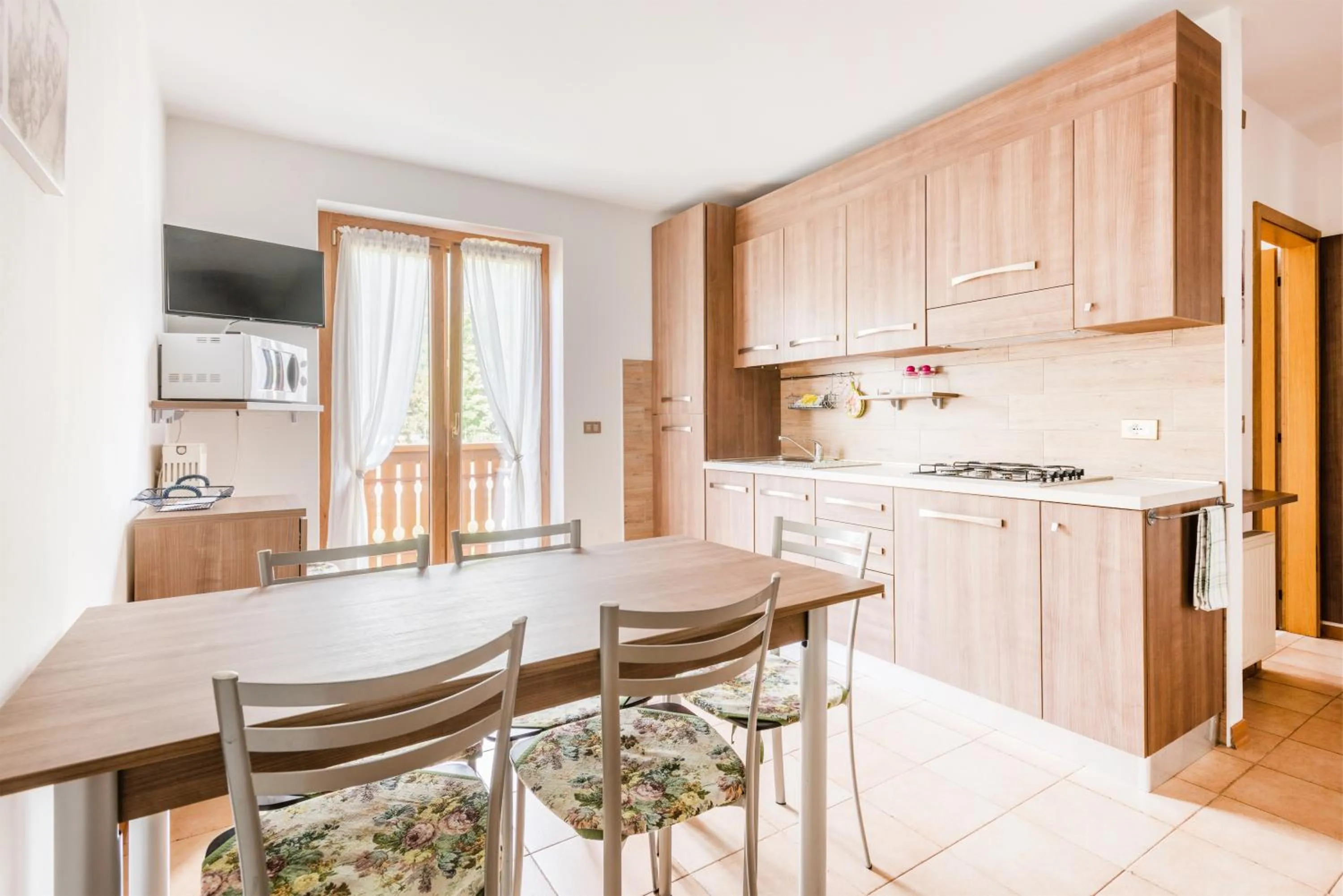 Dining area in CROSINA HOLIDAY - Casa Lucia