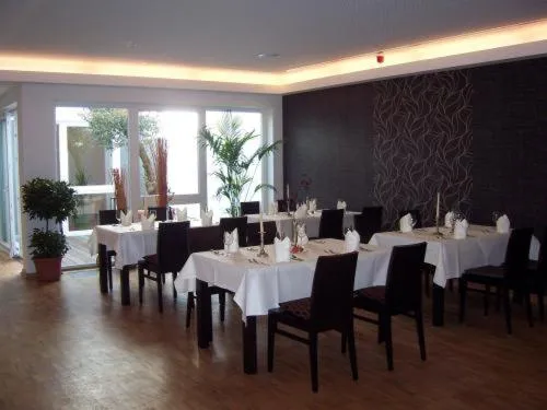 Restaurant/places to eat in Akzent Hotel Deutsche Eiche