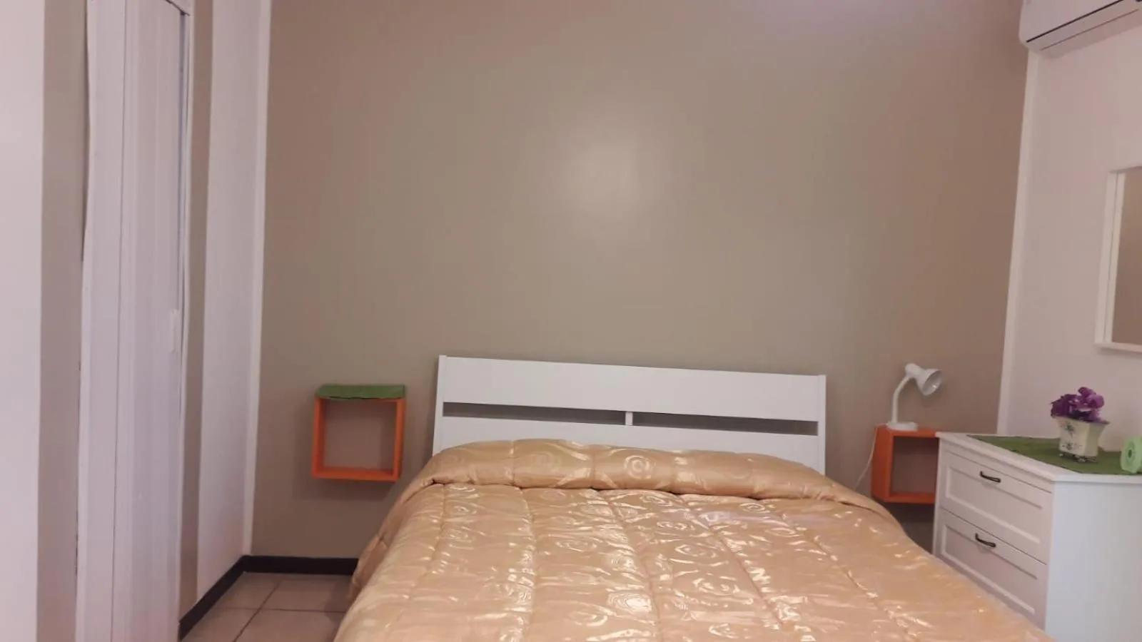 Bed in B&B RosAngelo