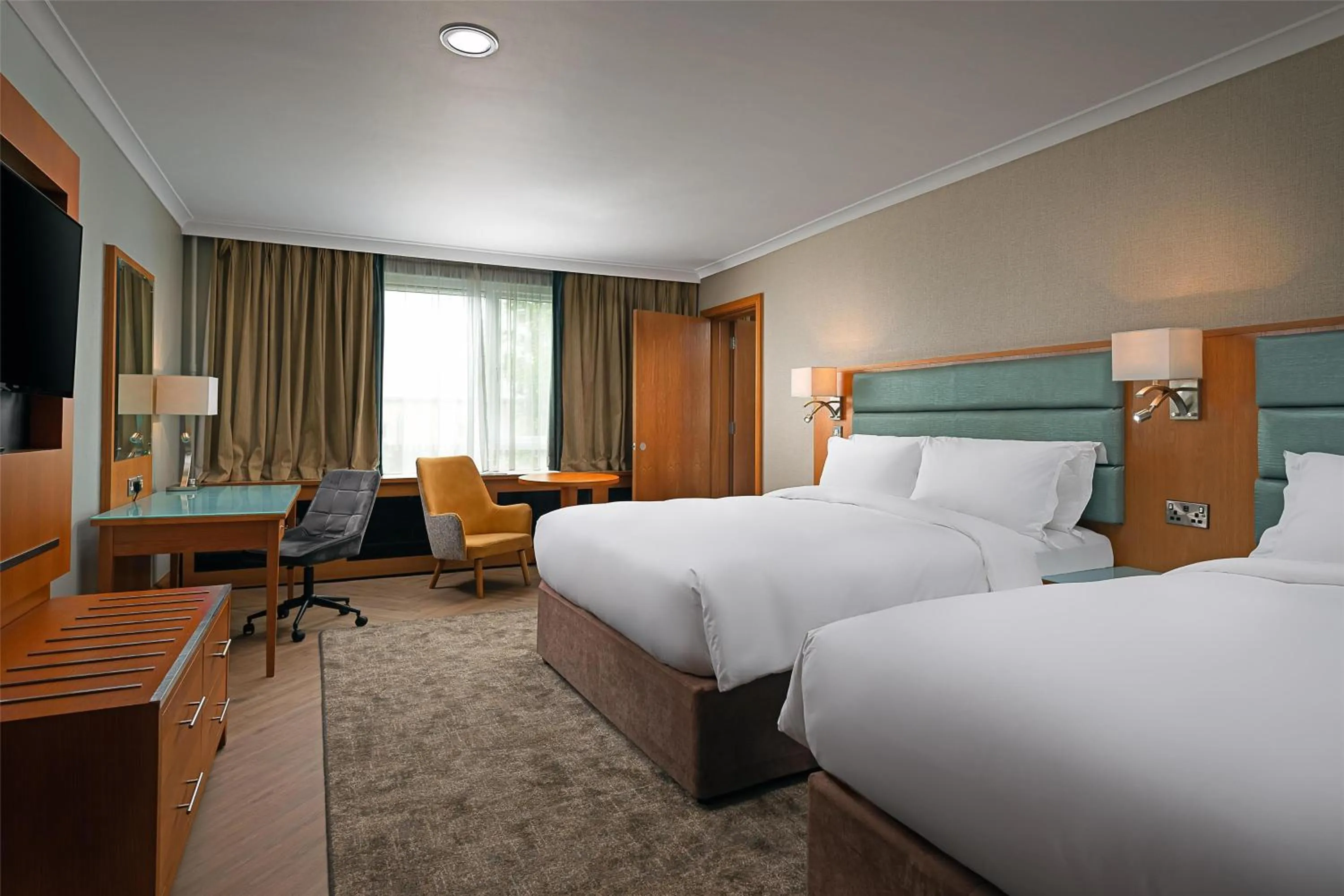 Bedroom, Bed in Radisson BLU Hotel and Spa, Limerick