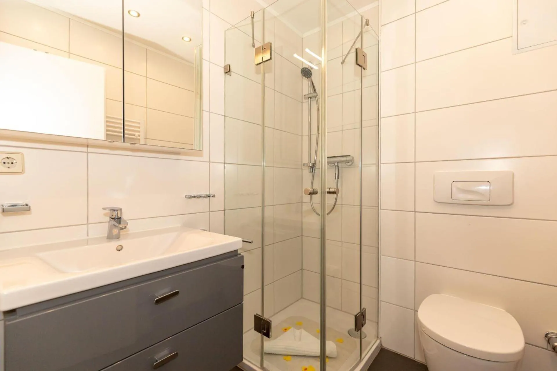 Yachthafenresidenz-Wohnung-8107-846