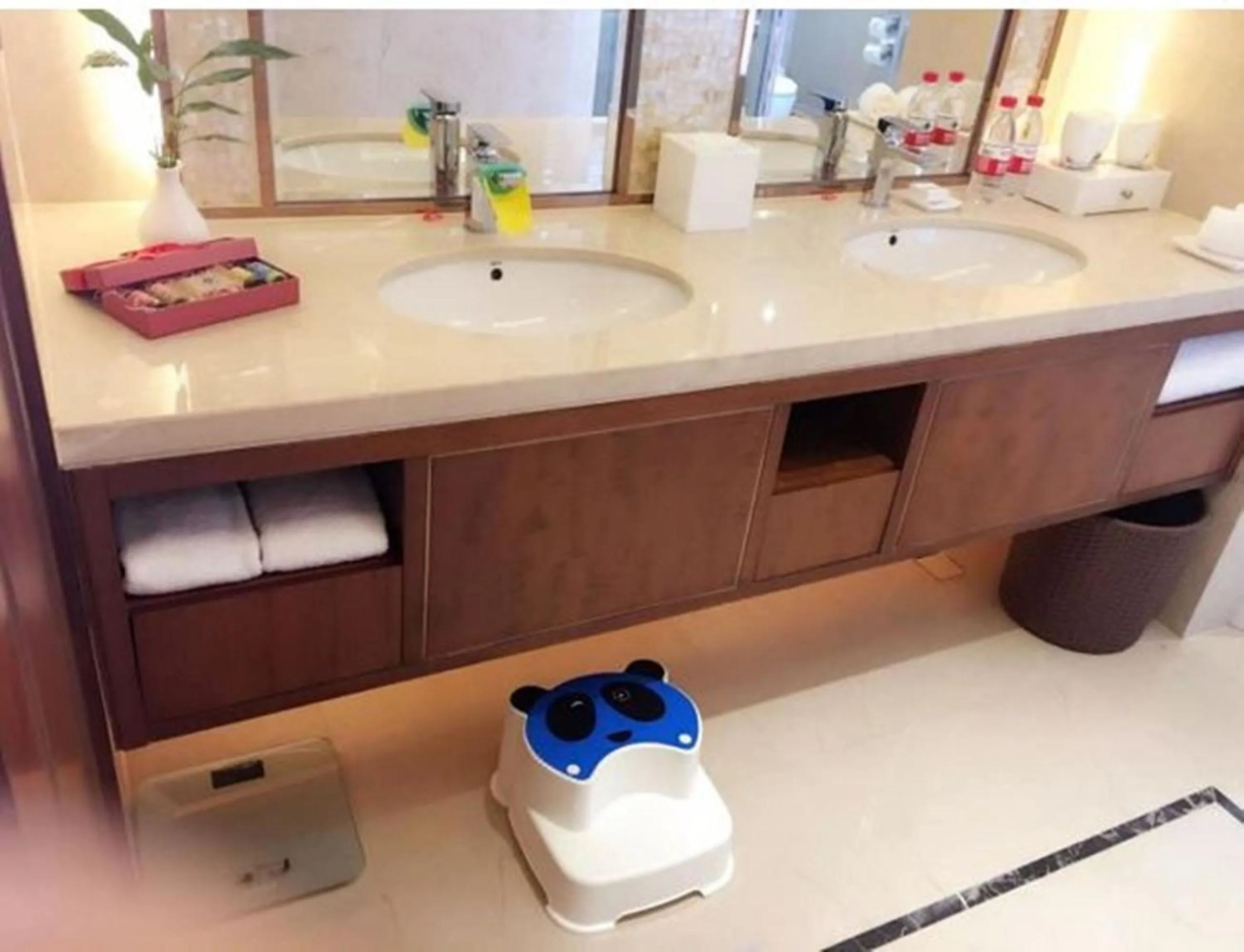 Bathroom in Jinling Shihu Garden Hotel