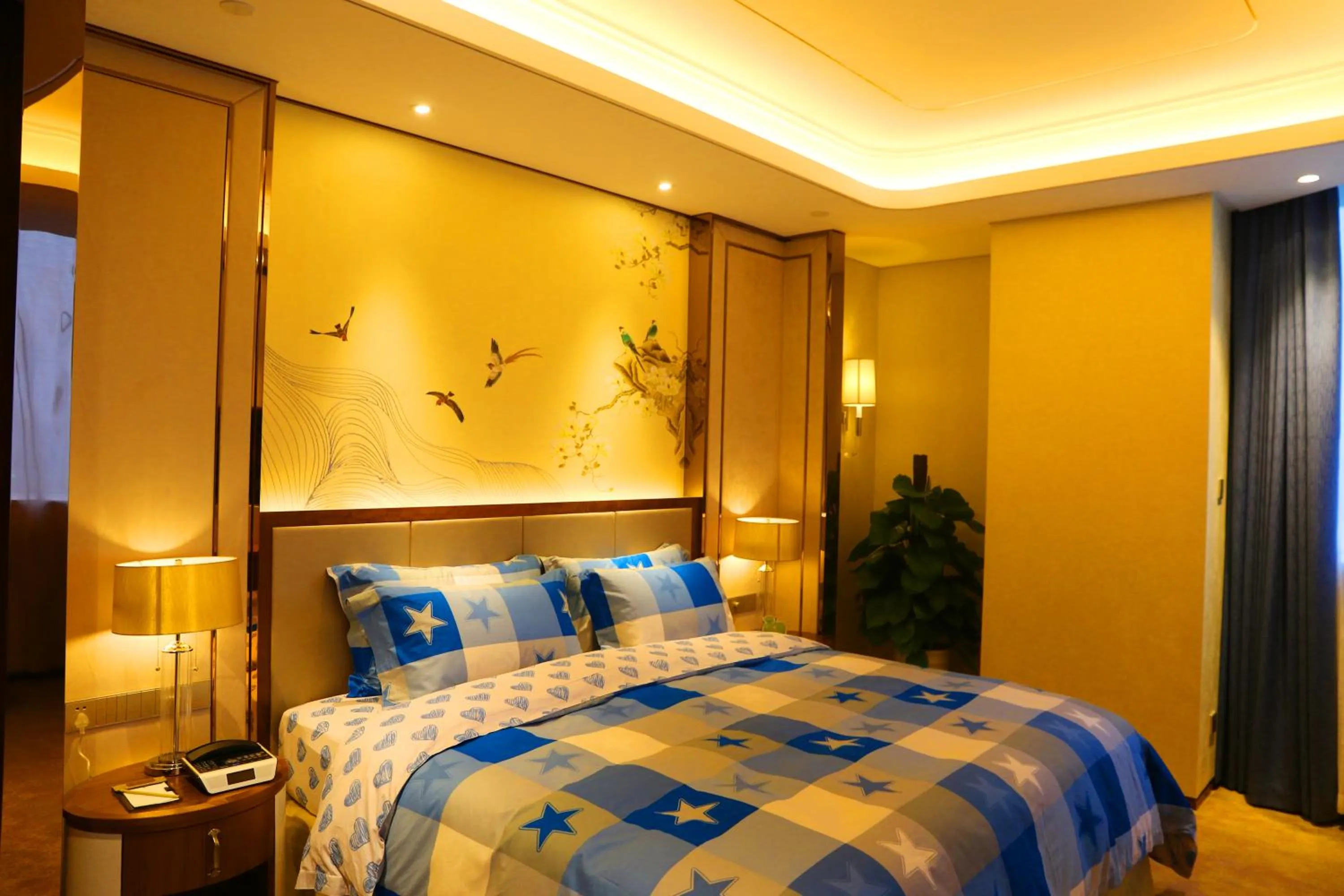 Bed in Jinling Shihu Garden Hotel