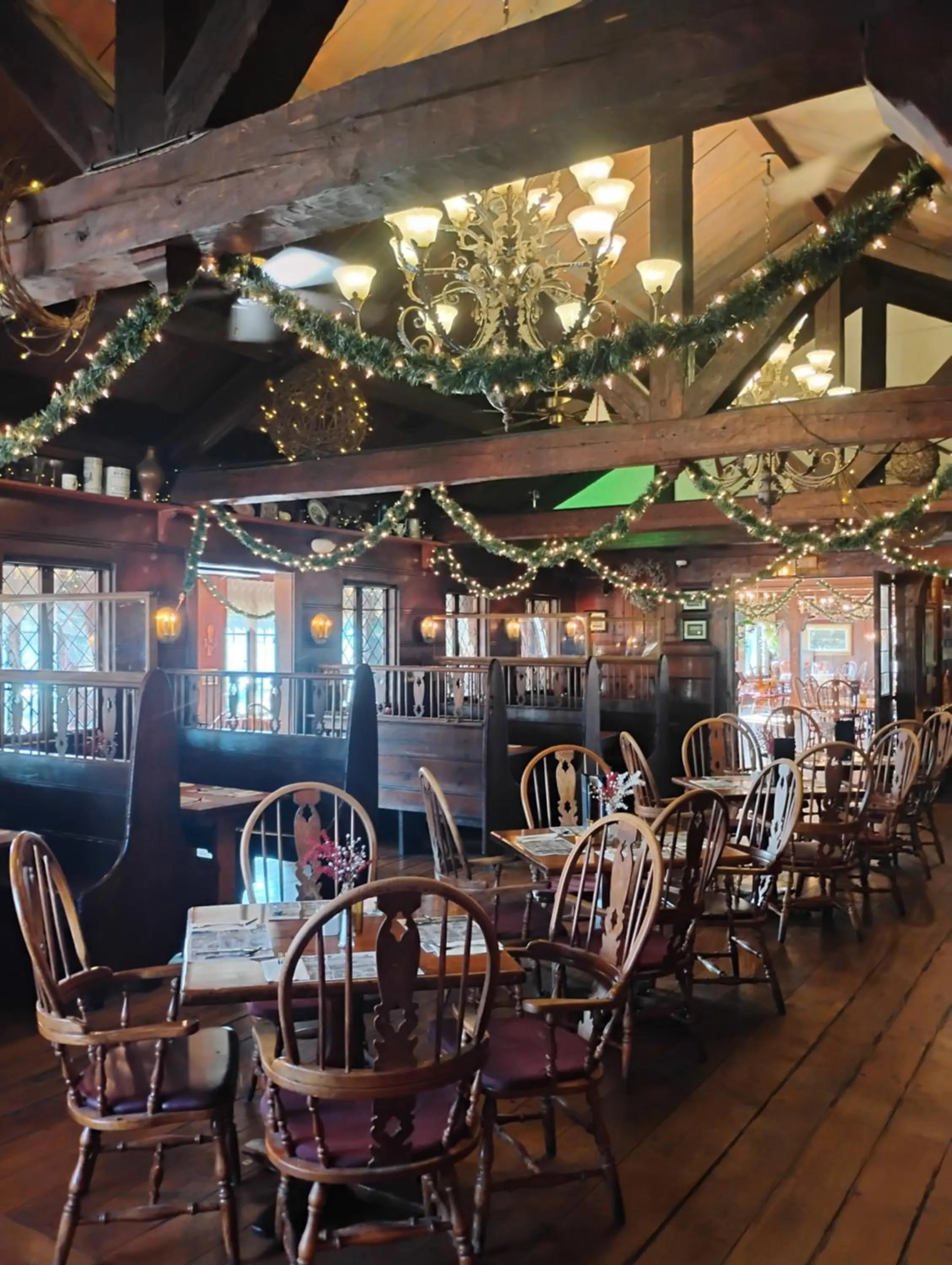 Lamies Inn & The Old Salt Tavern