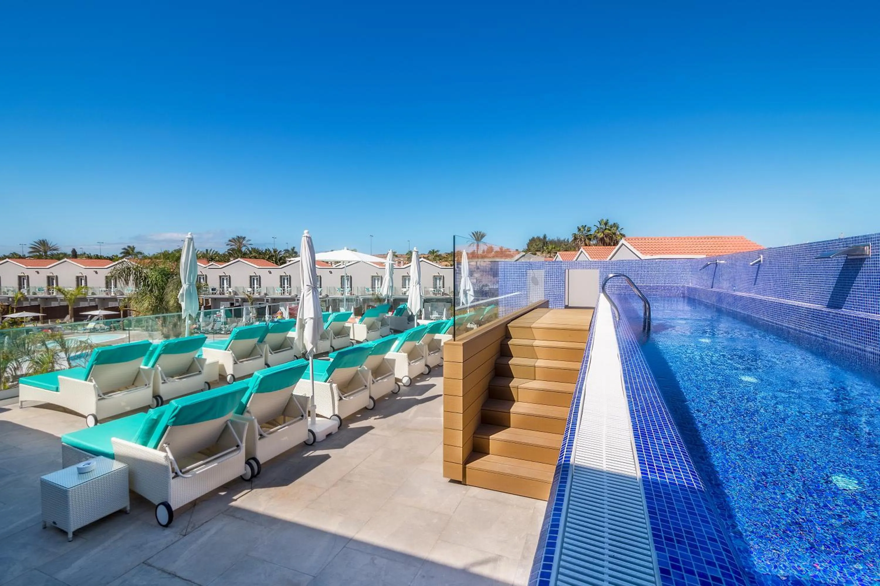 Swimming pool in Hotel LIVVO Los Calderones - Adults recommended