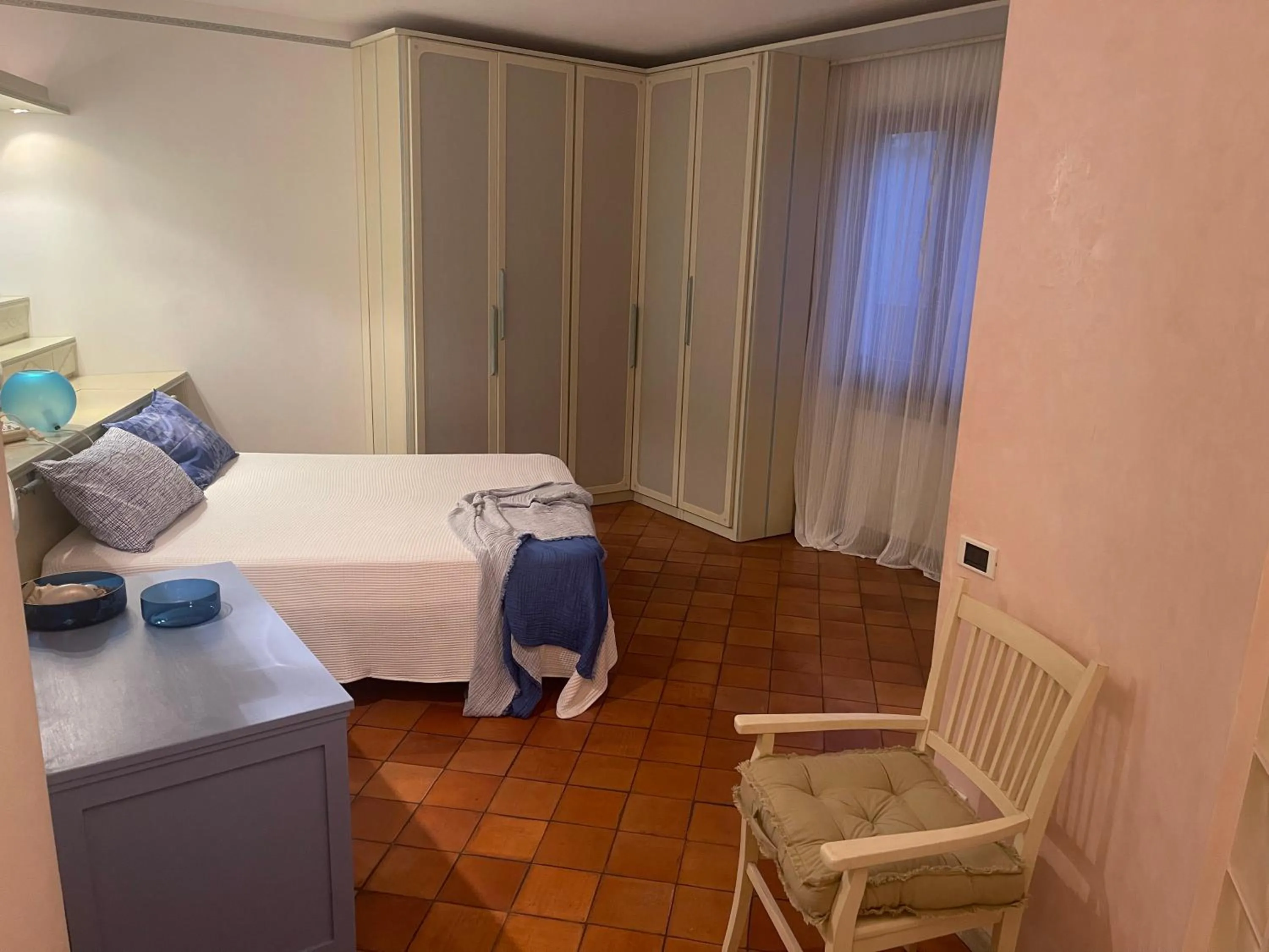 Bedroom, Bed in Villa Soprana by Agenzia SolturElba