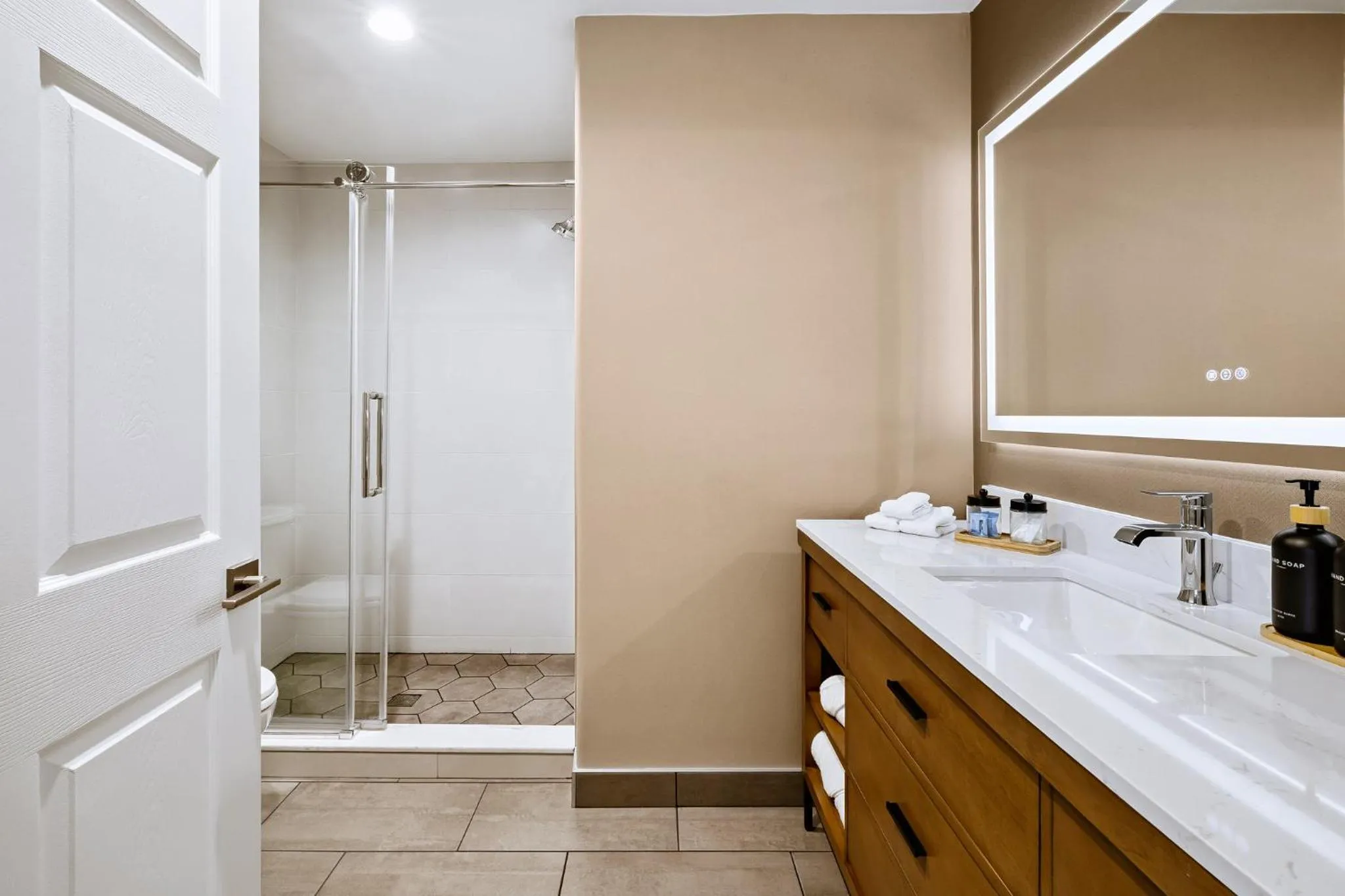 Bathroom in Staybridge Suites Oxnard - River Ridge by IHG