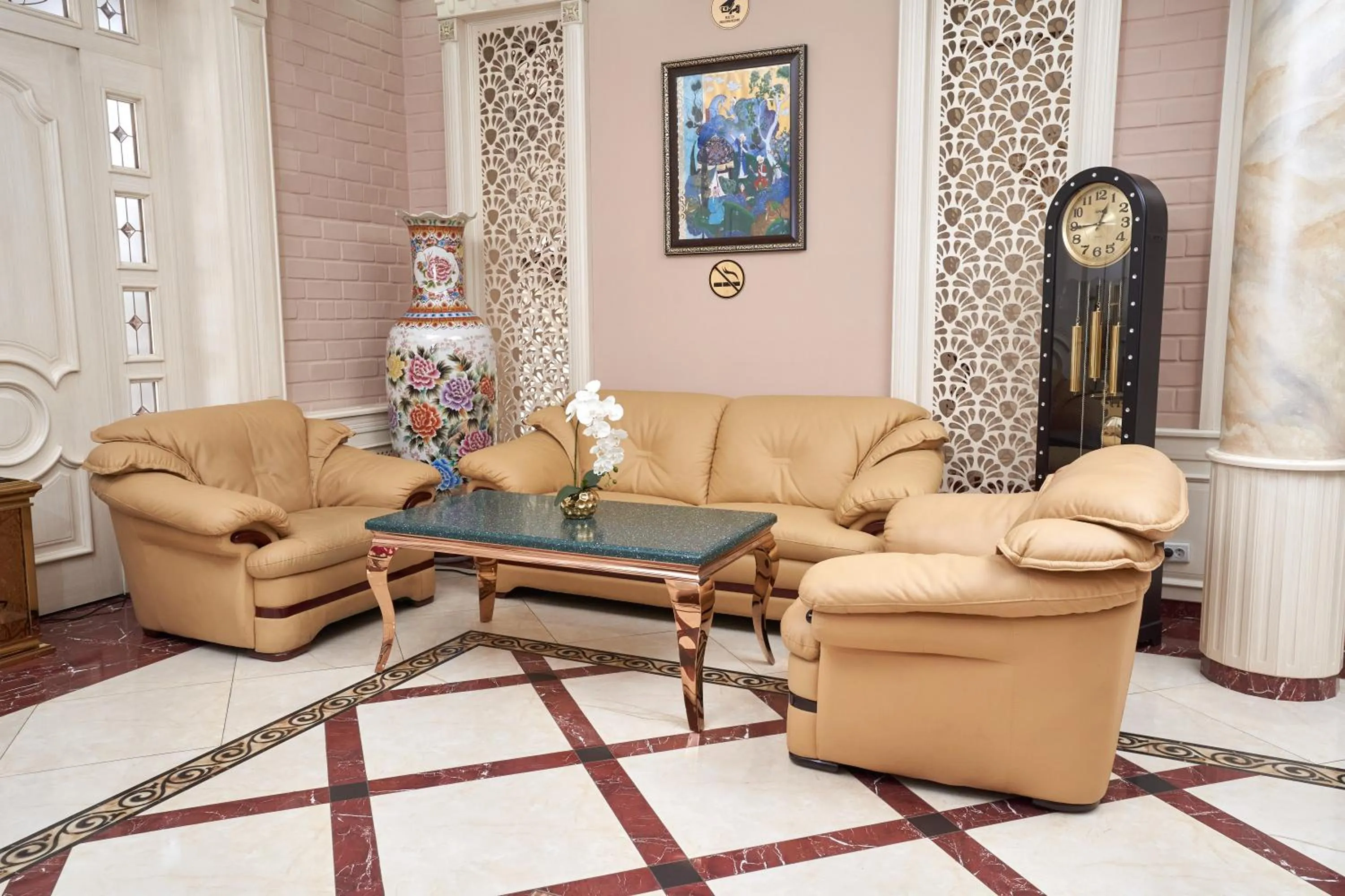 Seating area in Rakat Plaza