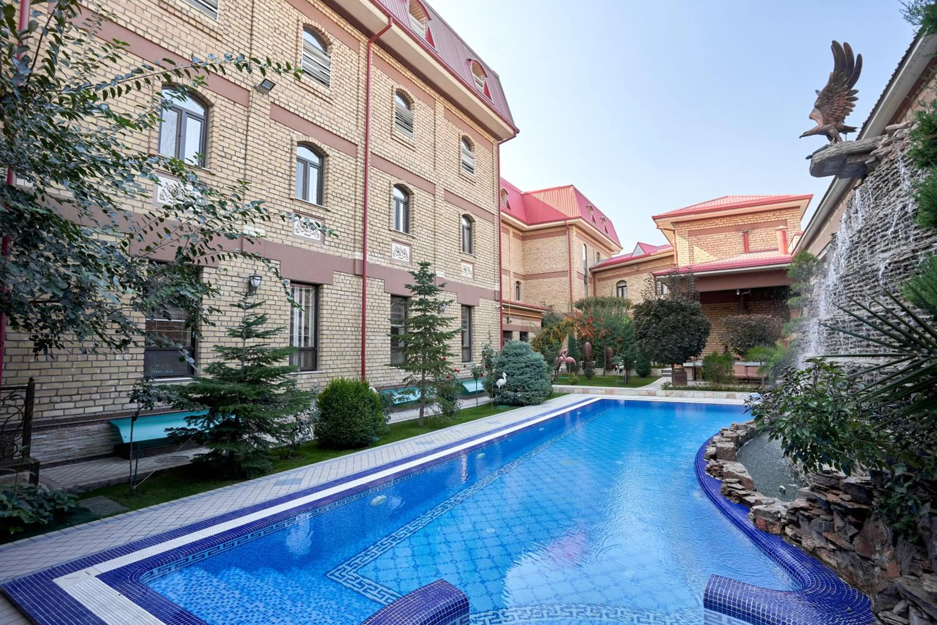 Property building in Rakat Plaza