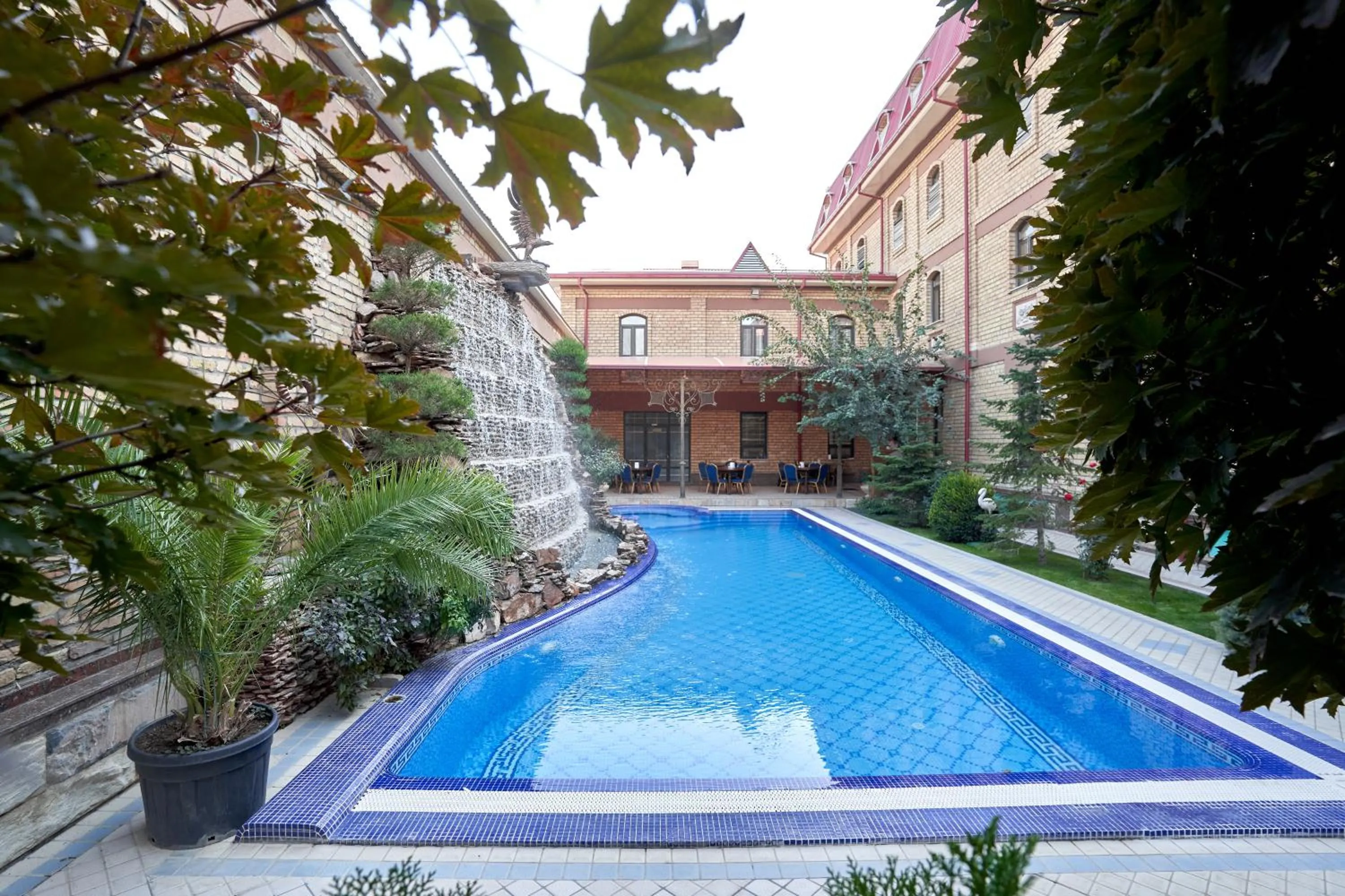 Property building in Rakat Plaza