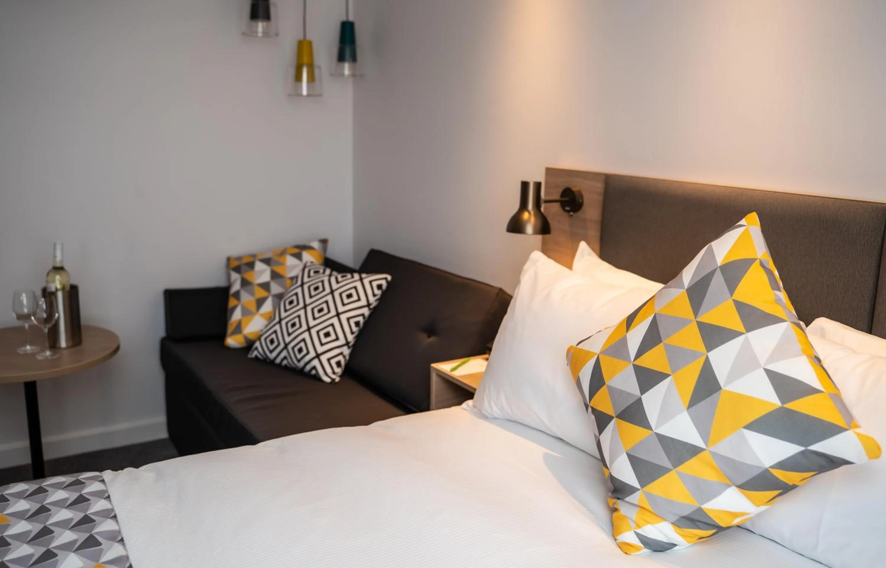 Photo of the whole room, Bed in Holiday Inn - Leicester - Wigston by IHG