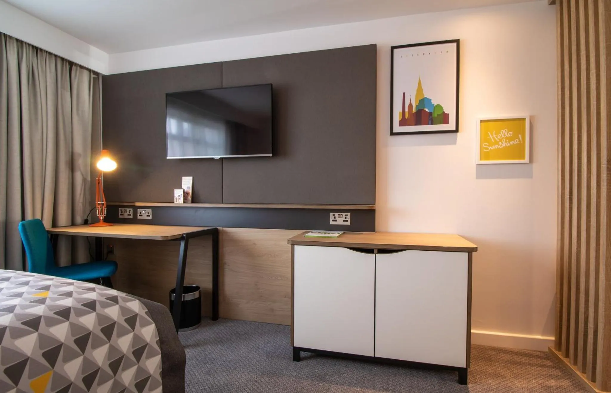 Photo of the whole room, Bed in Holiday Inn - Leicester - Wigston by IHG