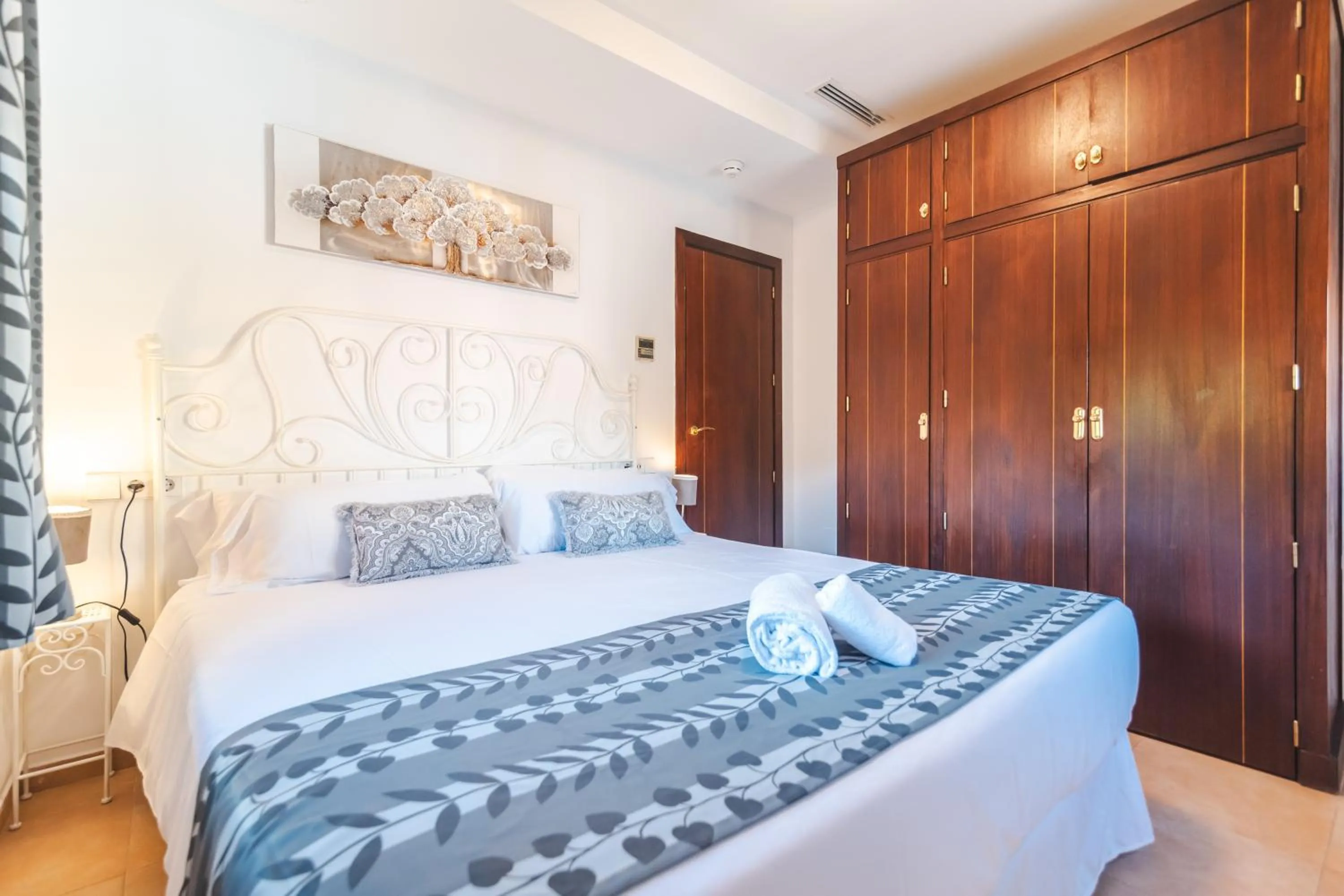 Bed in Borne Suites - Turismo de Interior