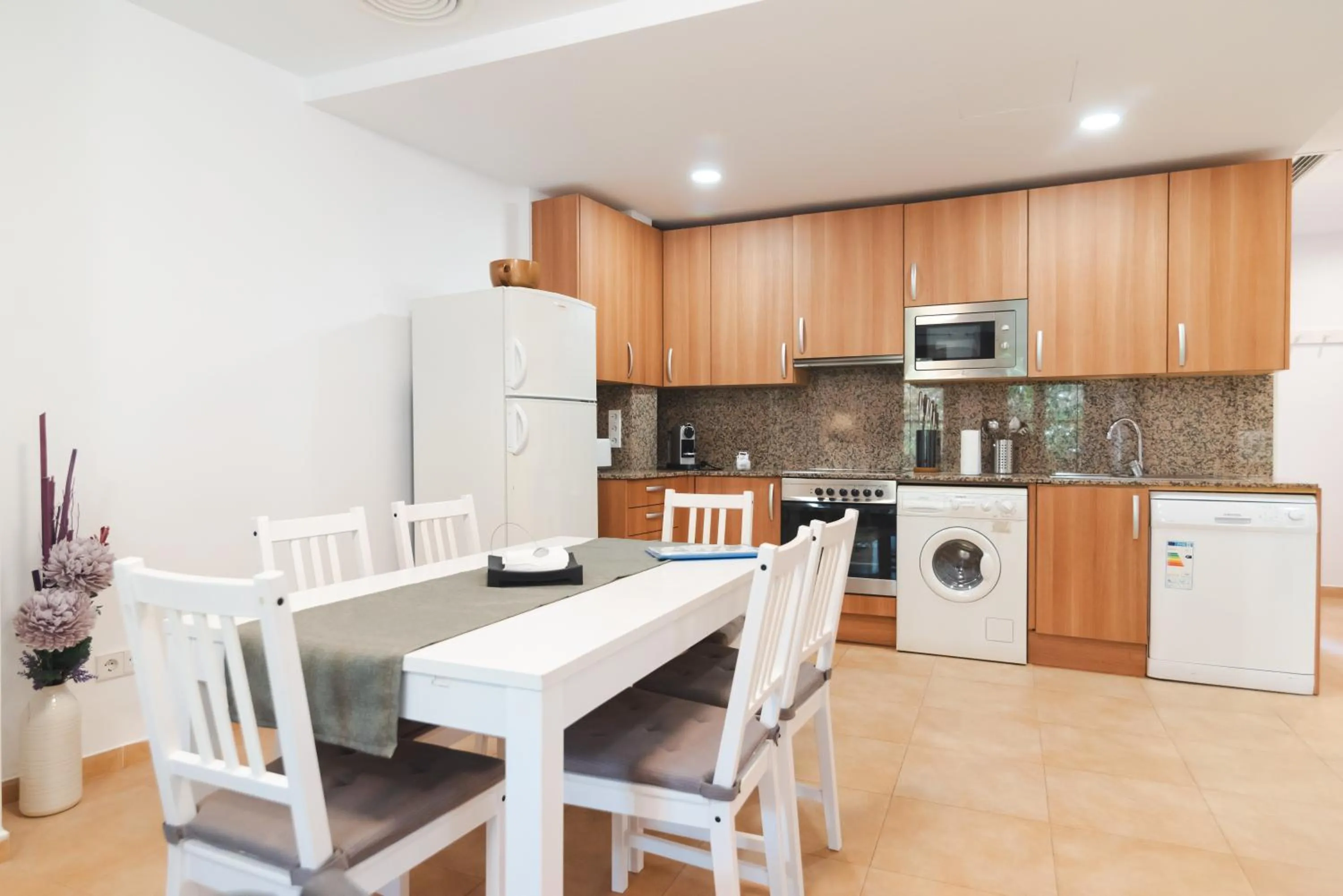 Coffee/tea facilities in Borne Suites - Turismo de Interior