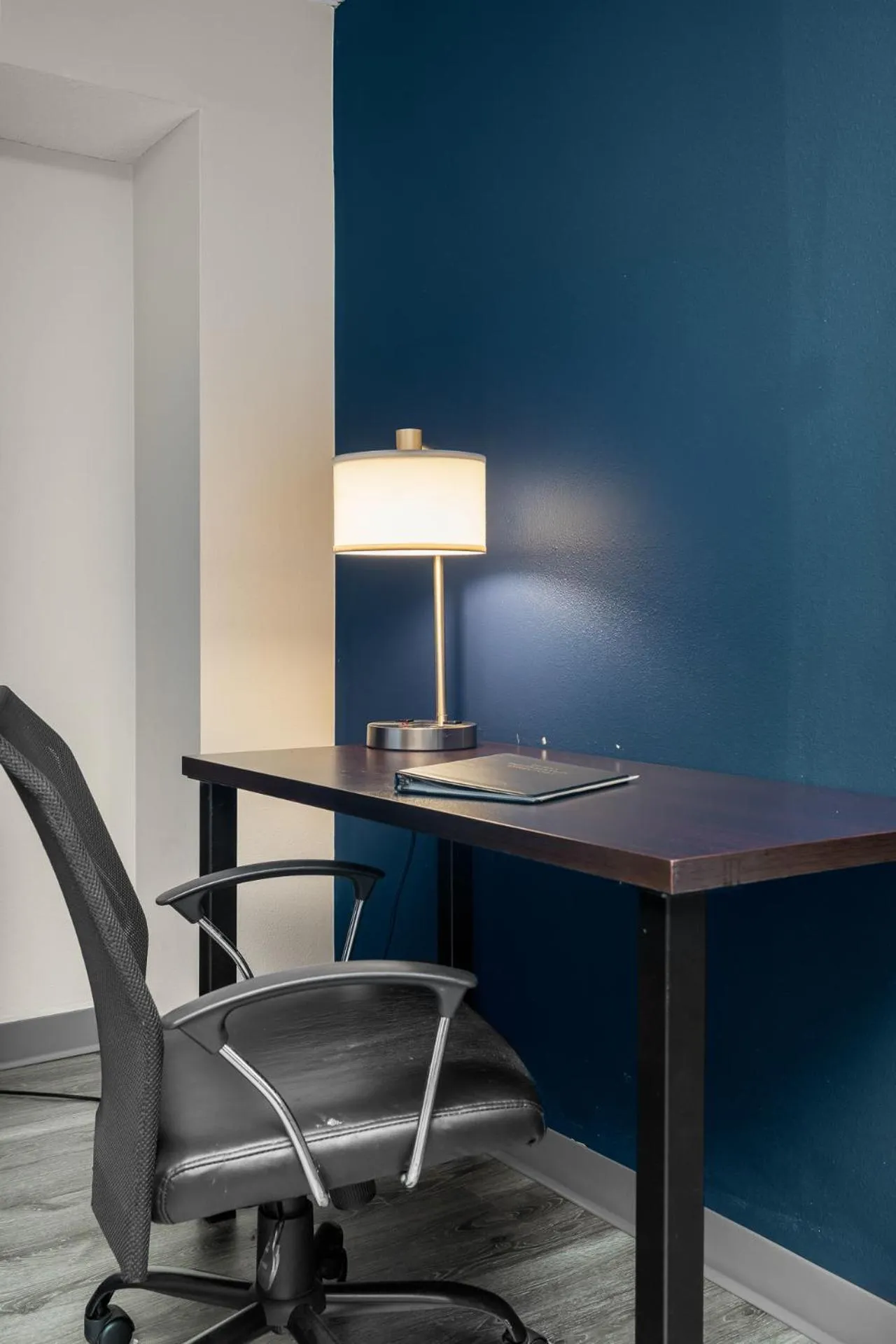 hair dresser in Quality Inn & Suites Mall of America - MSP Airport