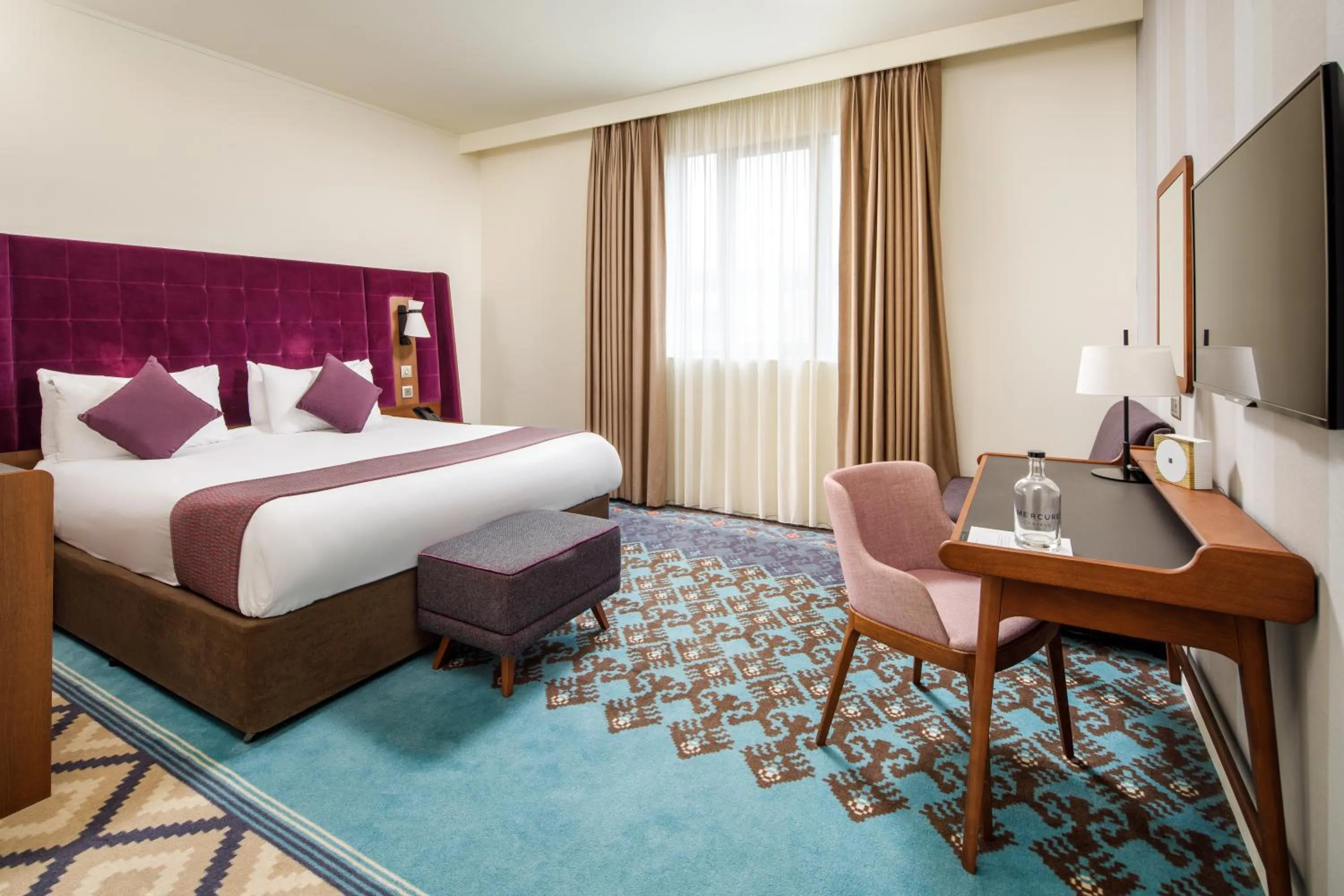 Bed in Mercure London Bridge