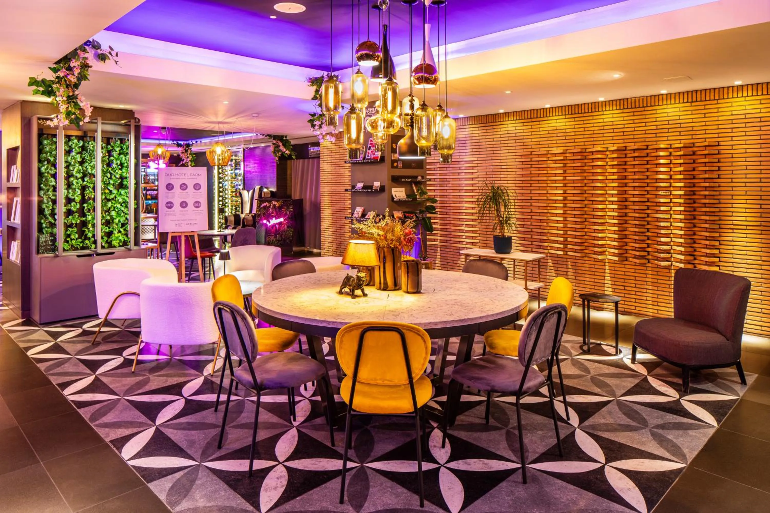 Garden in Mercure London Bridge