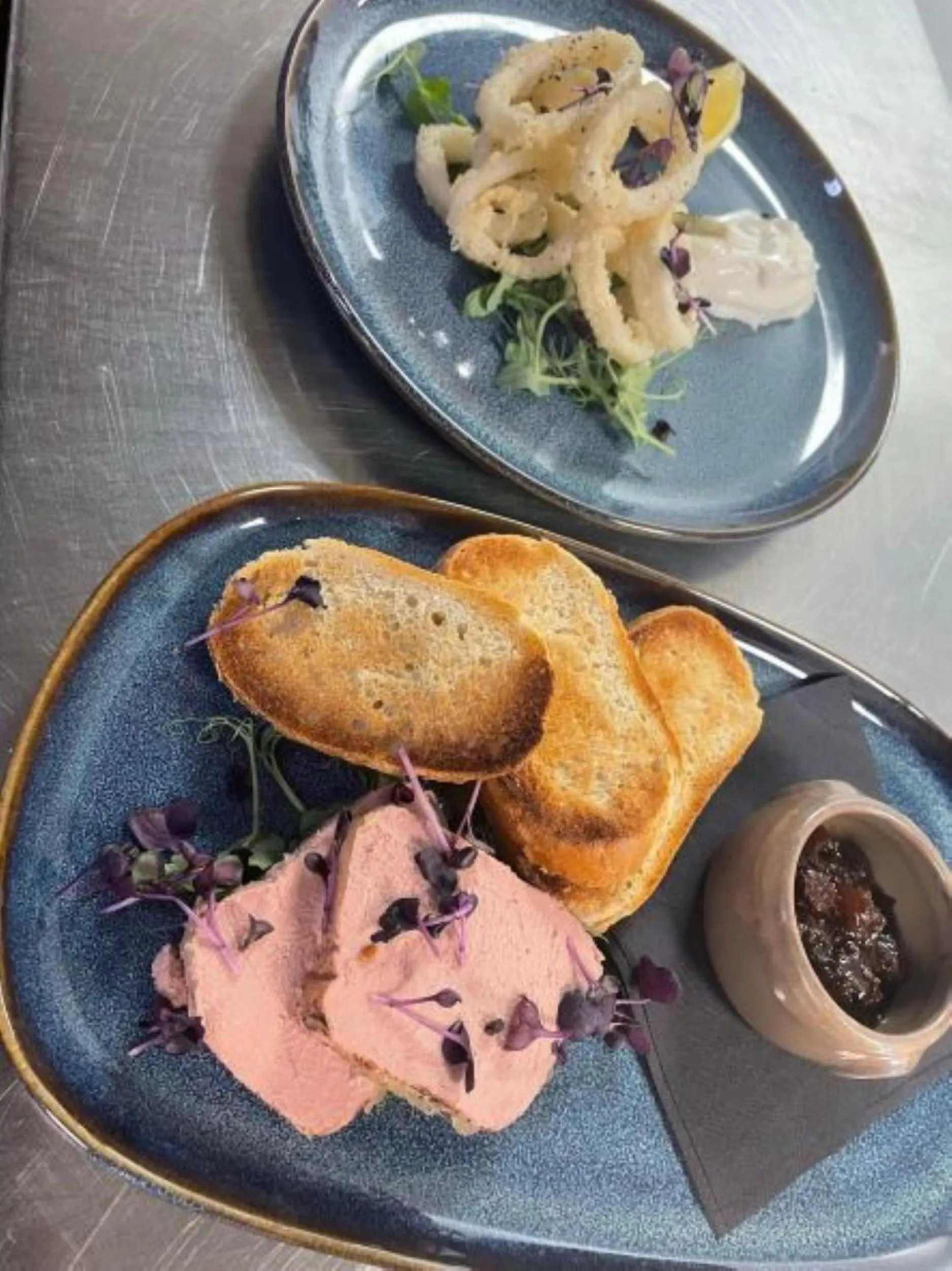 Restaurant/places to eat in The Orchid Hotel