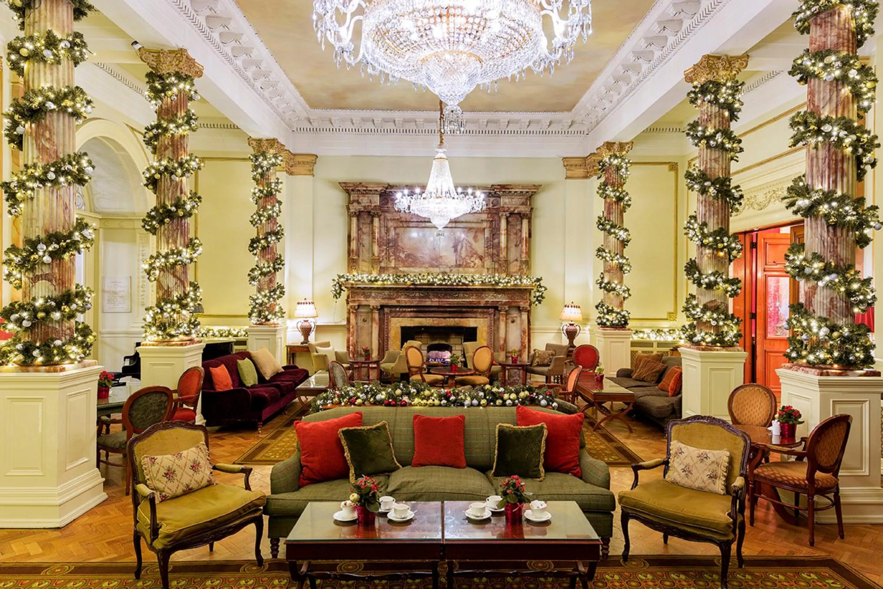 Lounge or bar in Radisson Blu St. Helen's Hotel