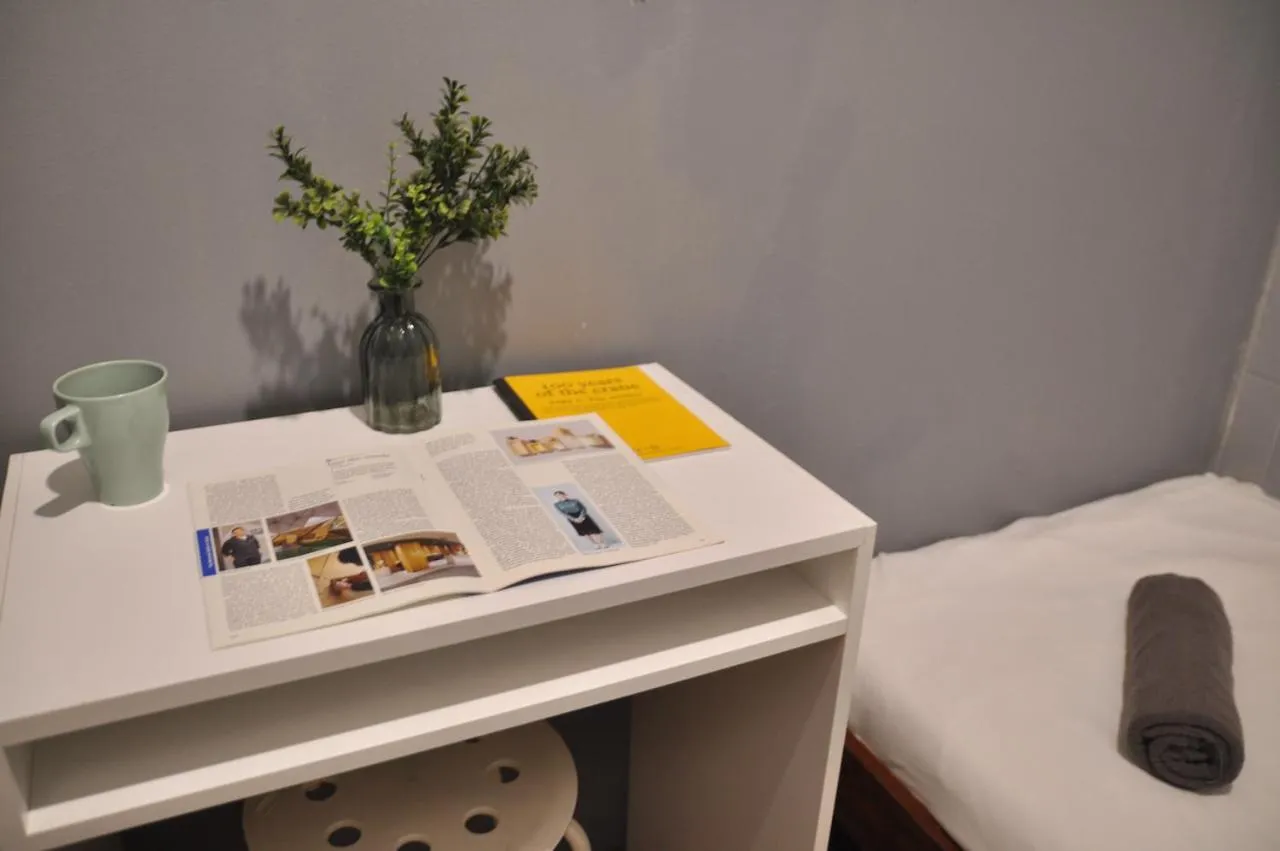 GRAYHAUS Guest House