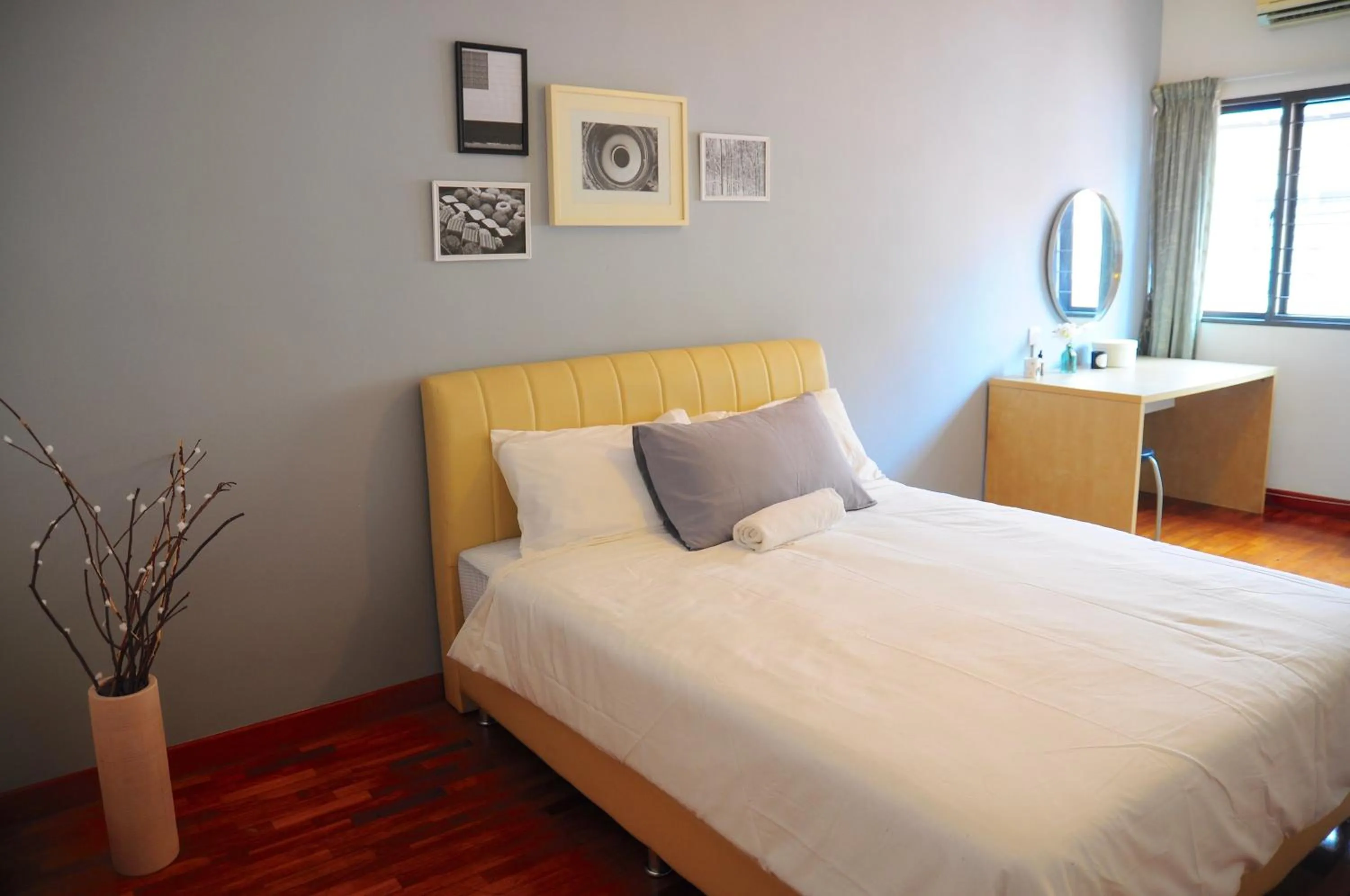 Photo of the whole room, Bed in GRAYHAUS Guest House