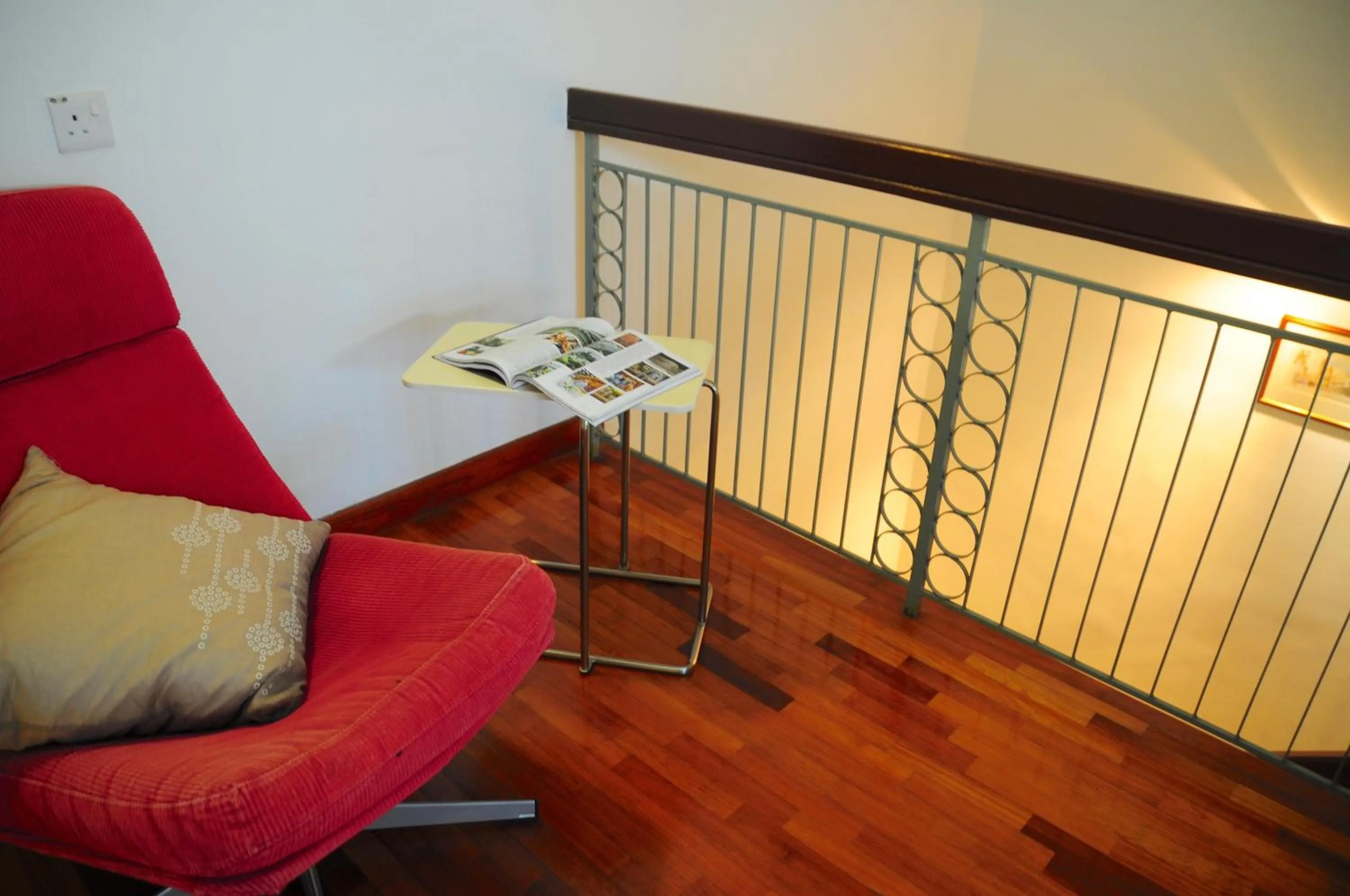 Seating area in GRAYHAUS Guest House