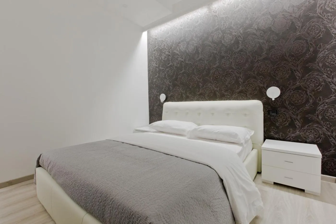 Bed in New Rome house 2